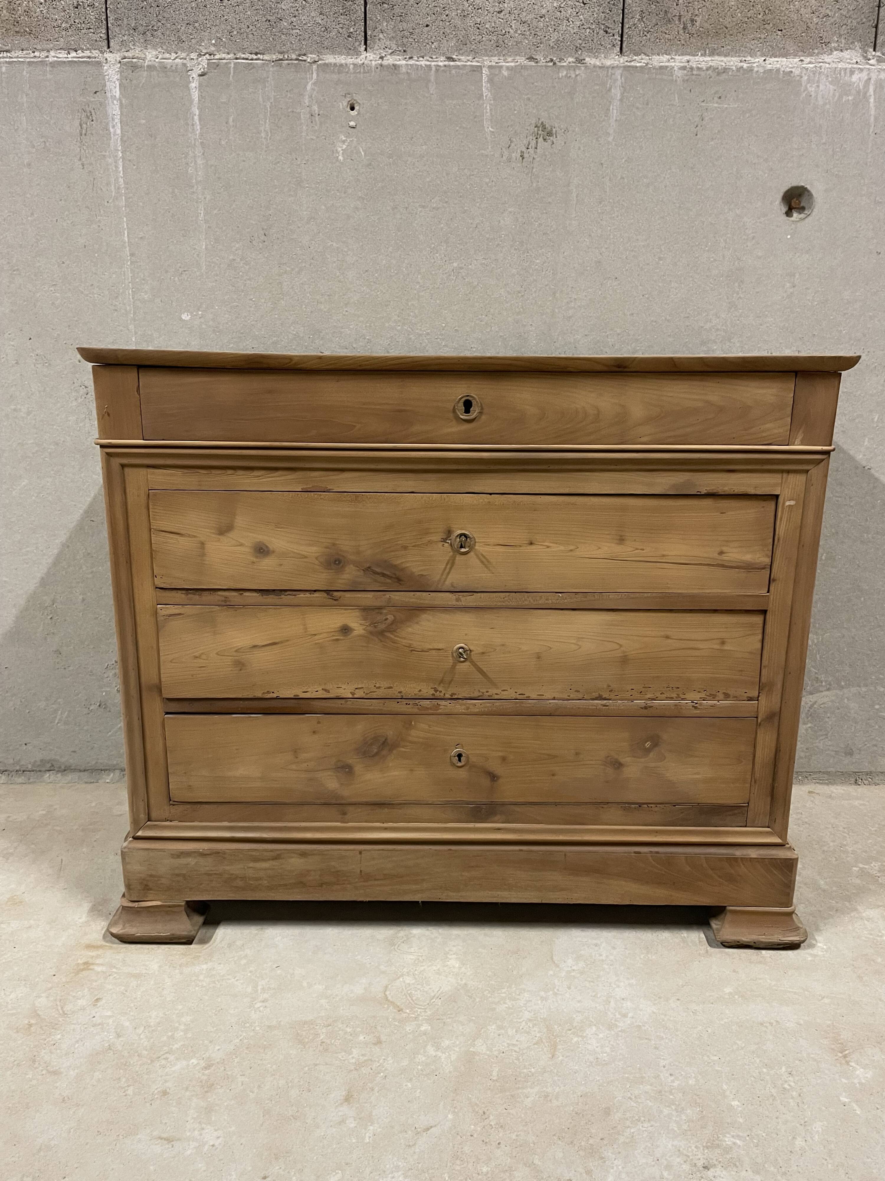 Large antique solid wood chest of drawers – charm of a family home