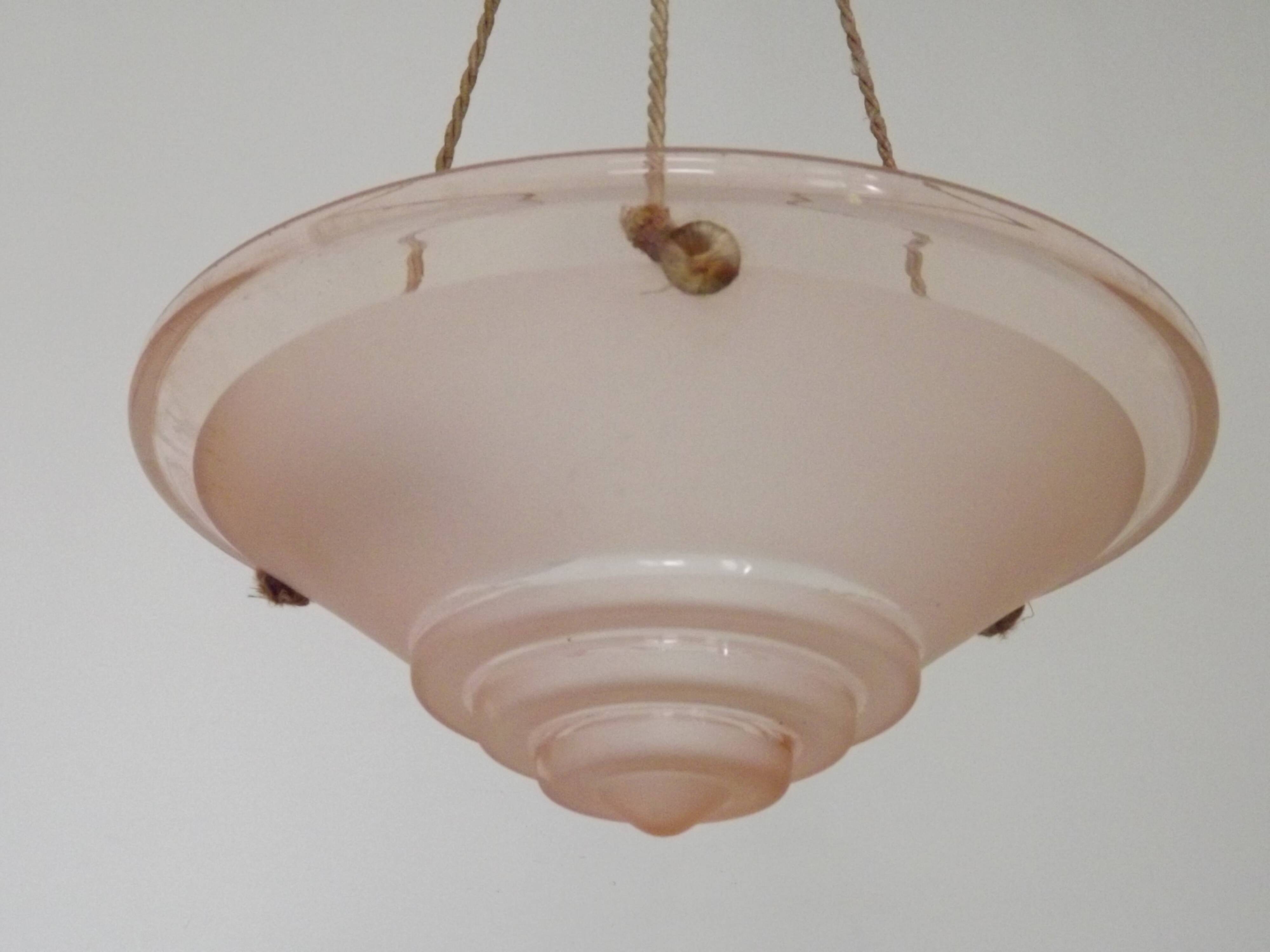 Vintage pink glass lamp with 3 cord hangers and pink ceiling 5001.