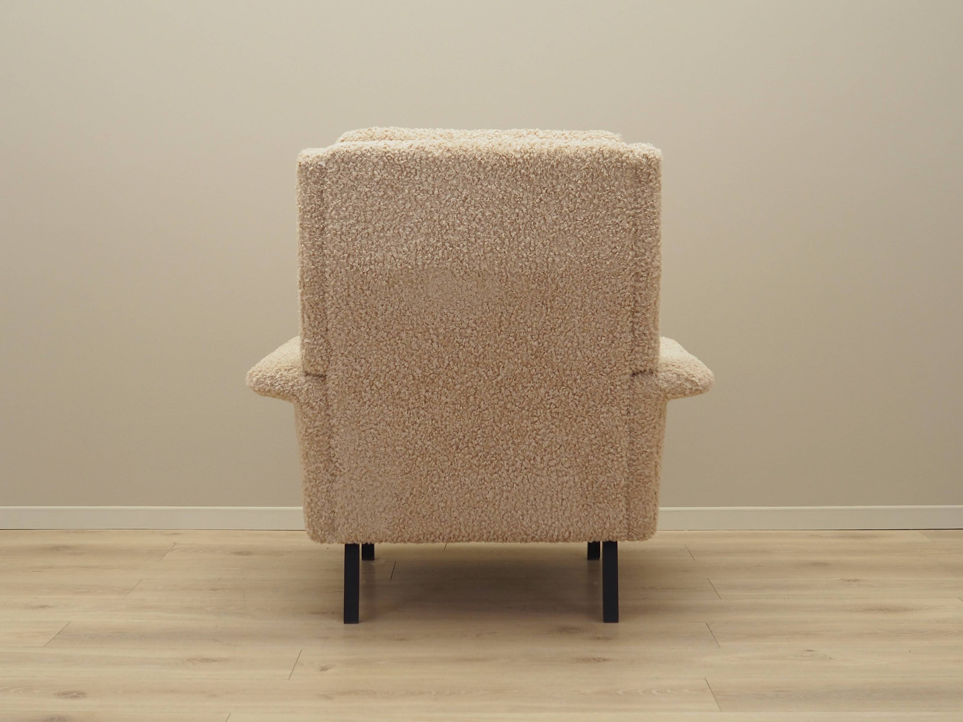 Fauteuil danois beige par Arne Vodder, années 1960