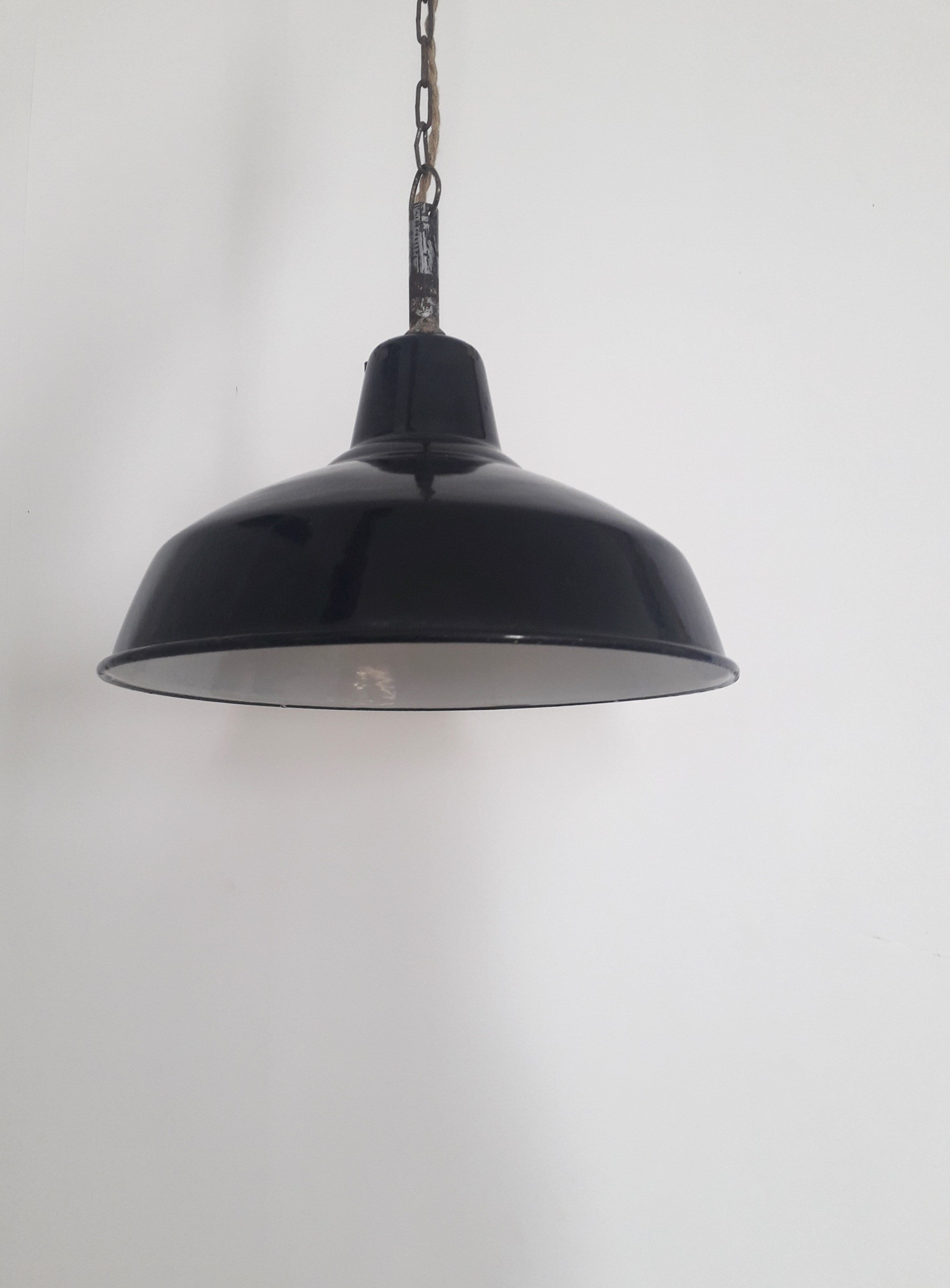 Industrial suspension - enamelled sheet black and white - ø 30 cm -1940-50