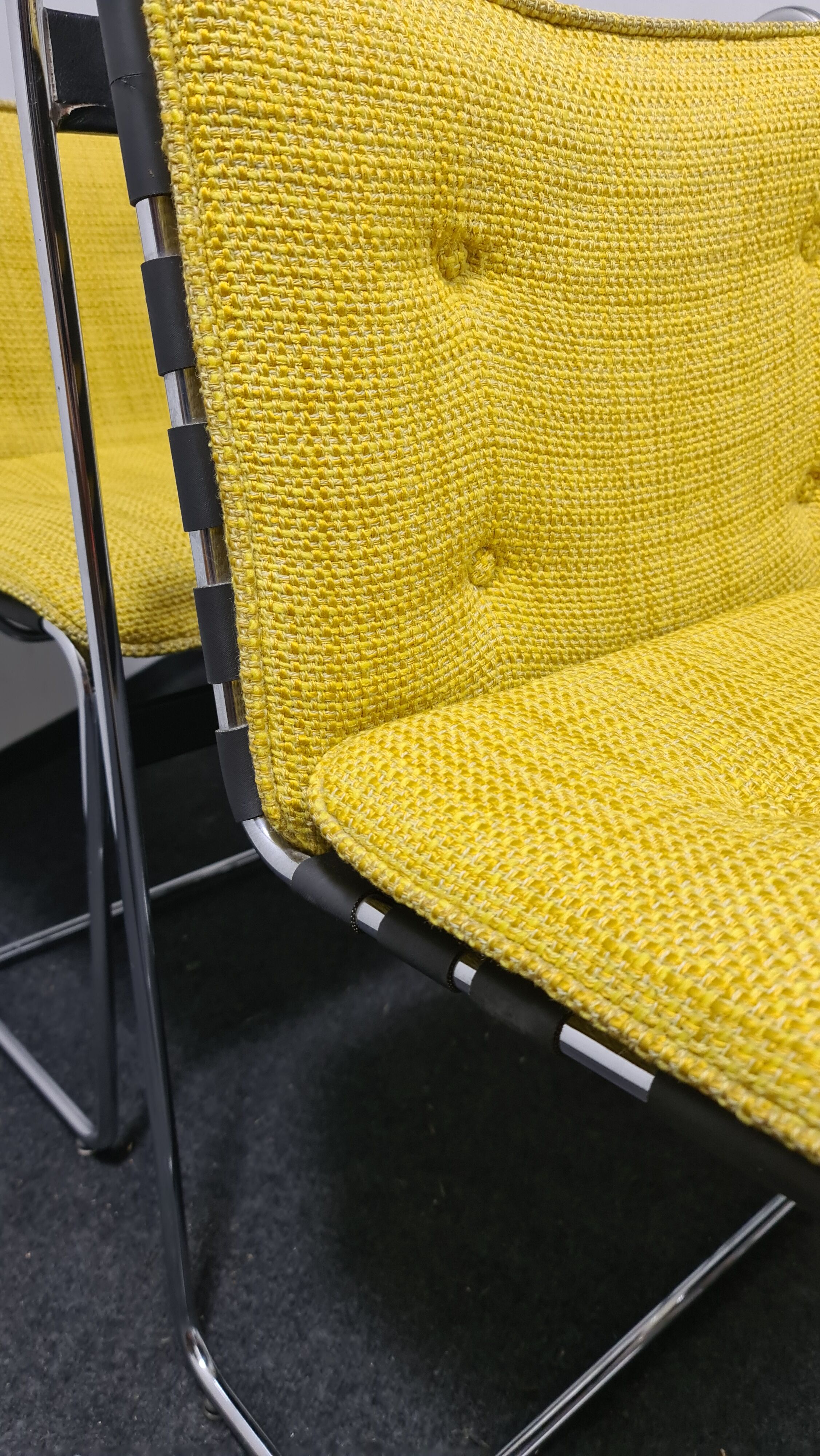 A set of 6 vintage  metal framed dinning chairs