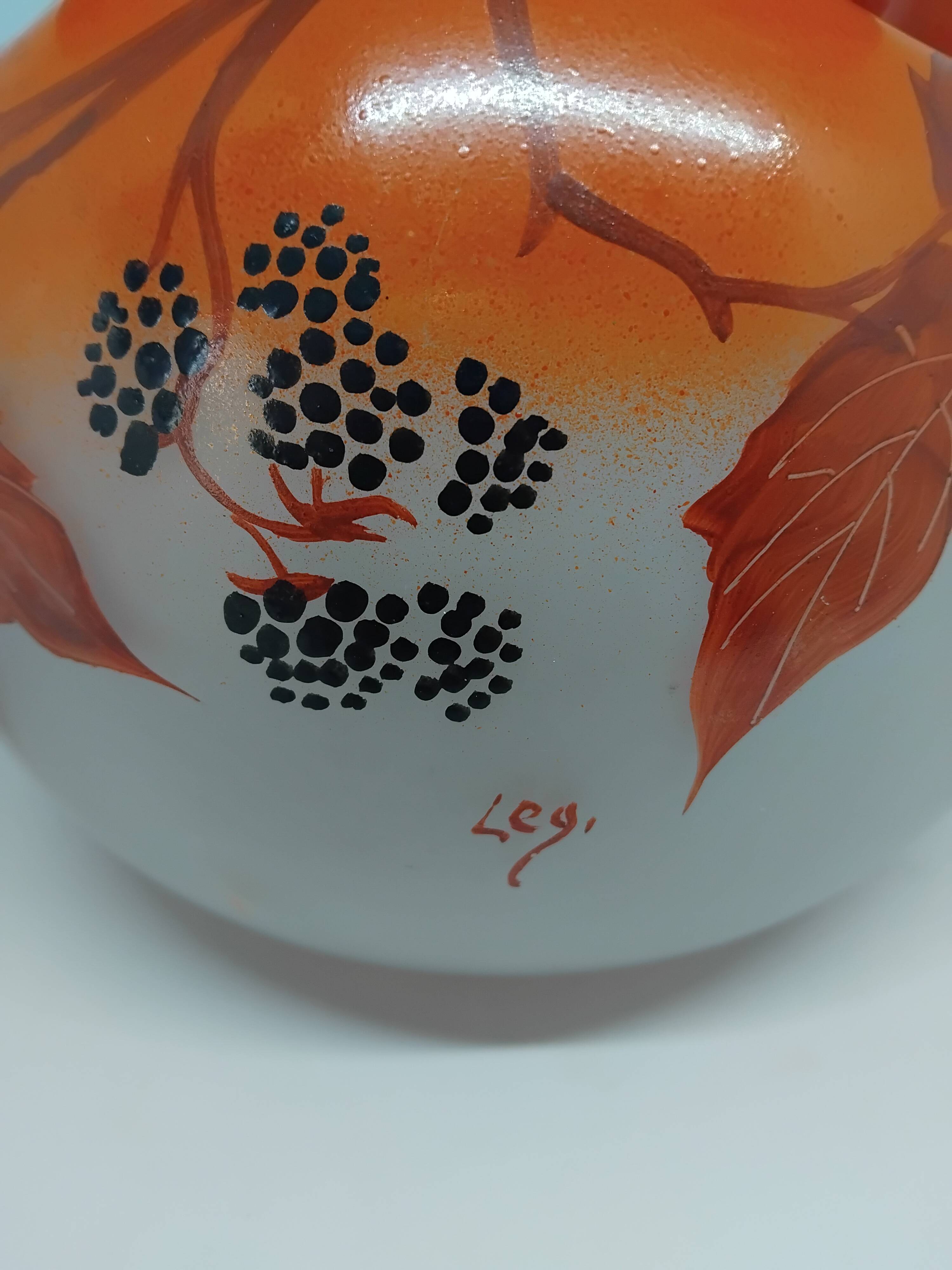 Large Legras vase. Handkerchief shape. Model "Mures". Early 20th century.