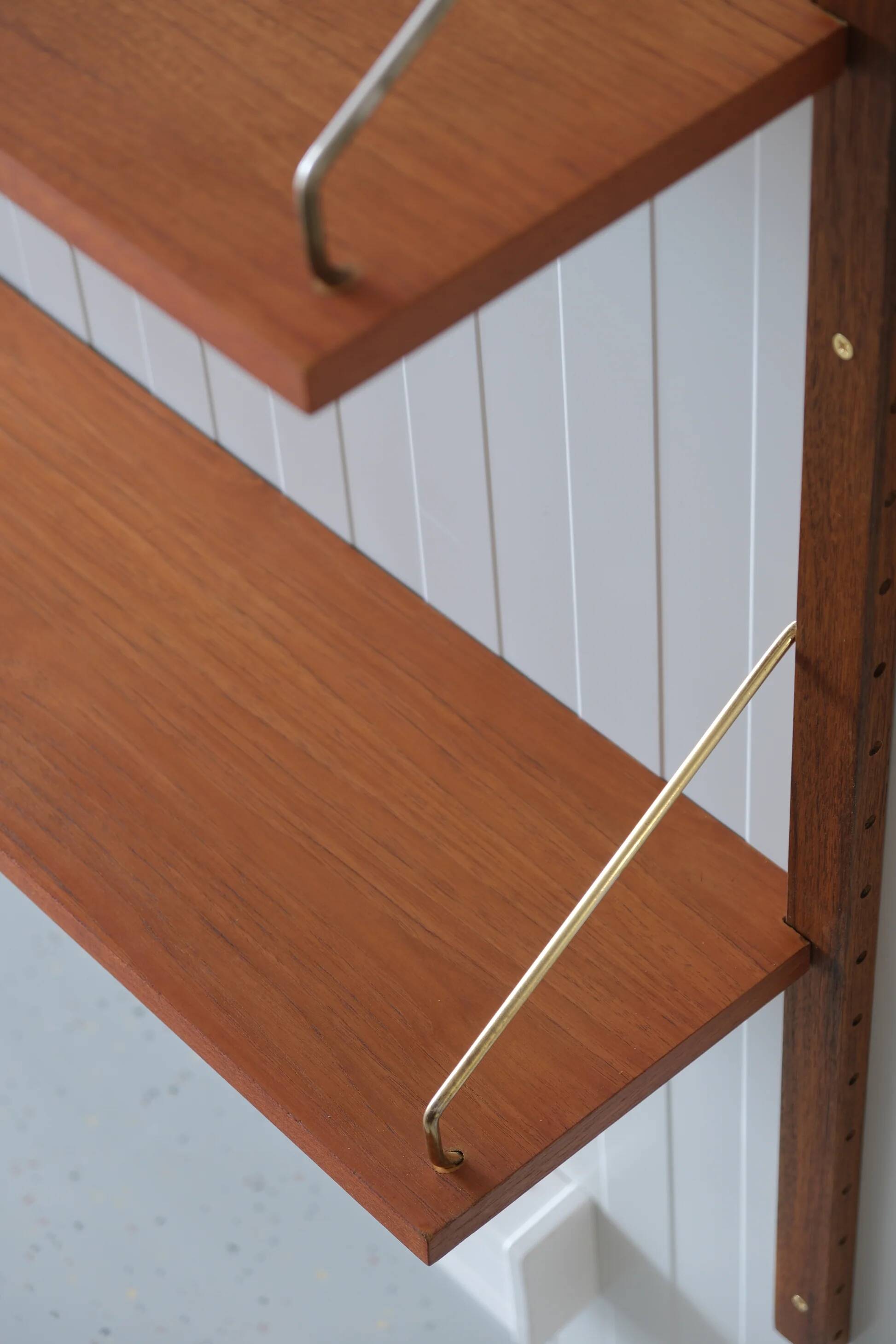 Poul Cadovius Royal Wall System