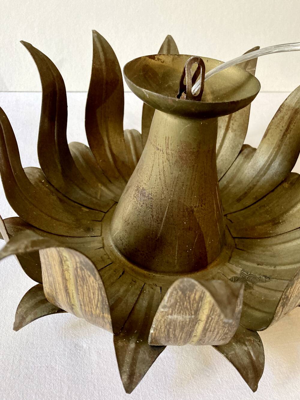 Ceiling light, Hans Kögl, sunflower model in gilded metal, 1950s.