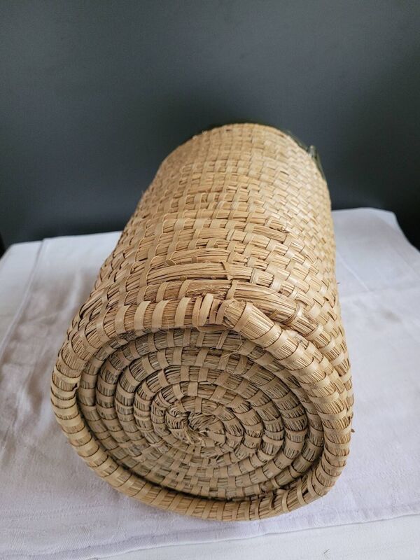 Panier en rotin cuivre et laiton