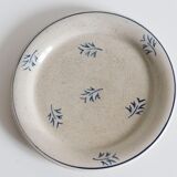 4 plates with earthenware desserts from St Amand