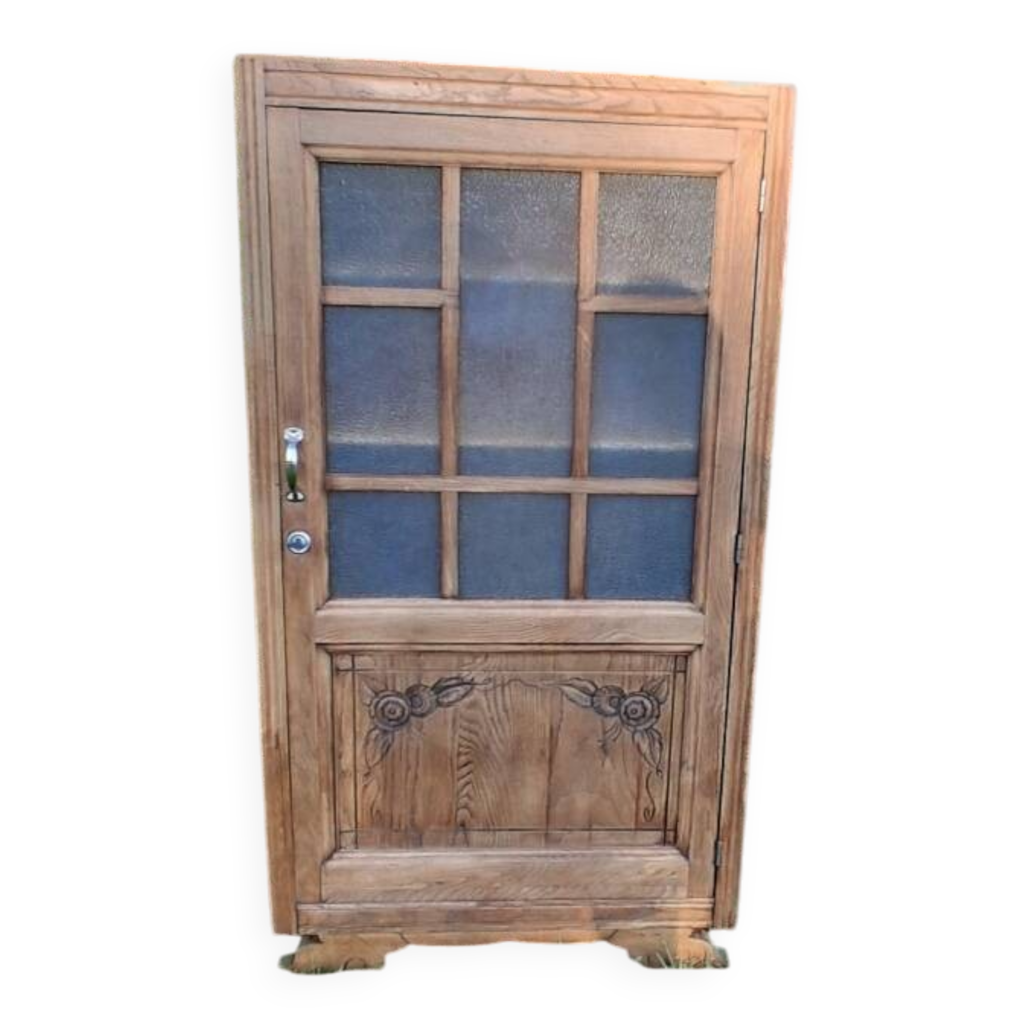 Glass-fronted hosiery cabinet