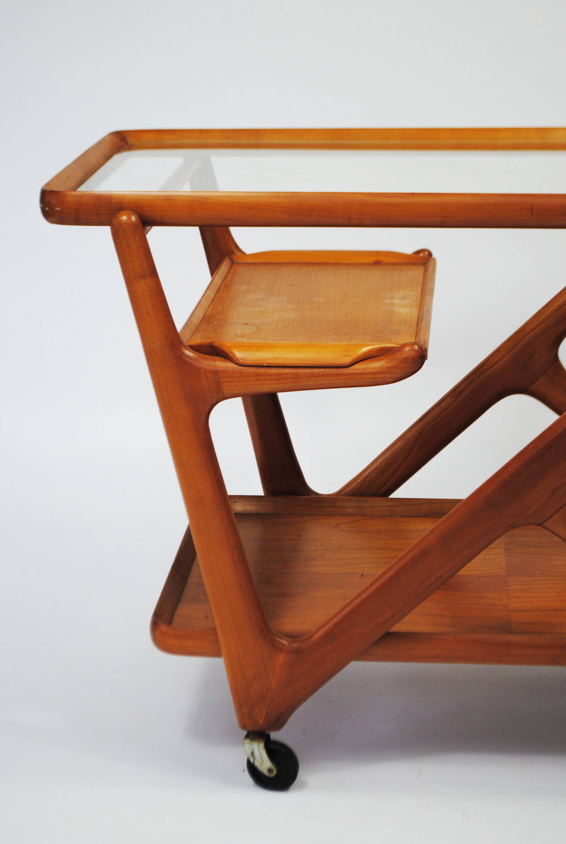 Cedar serving trolley, Italy 1950