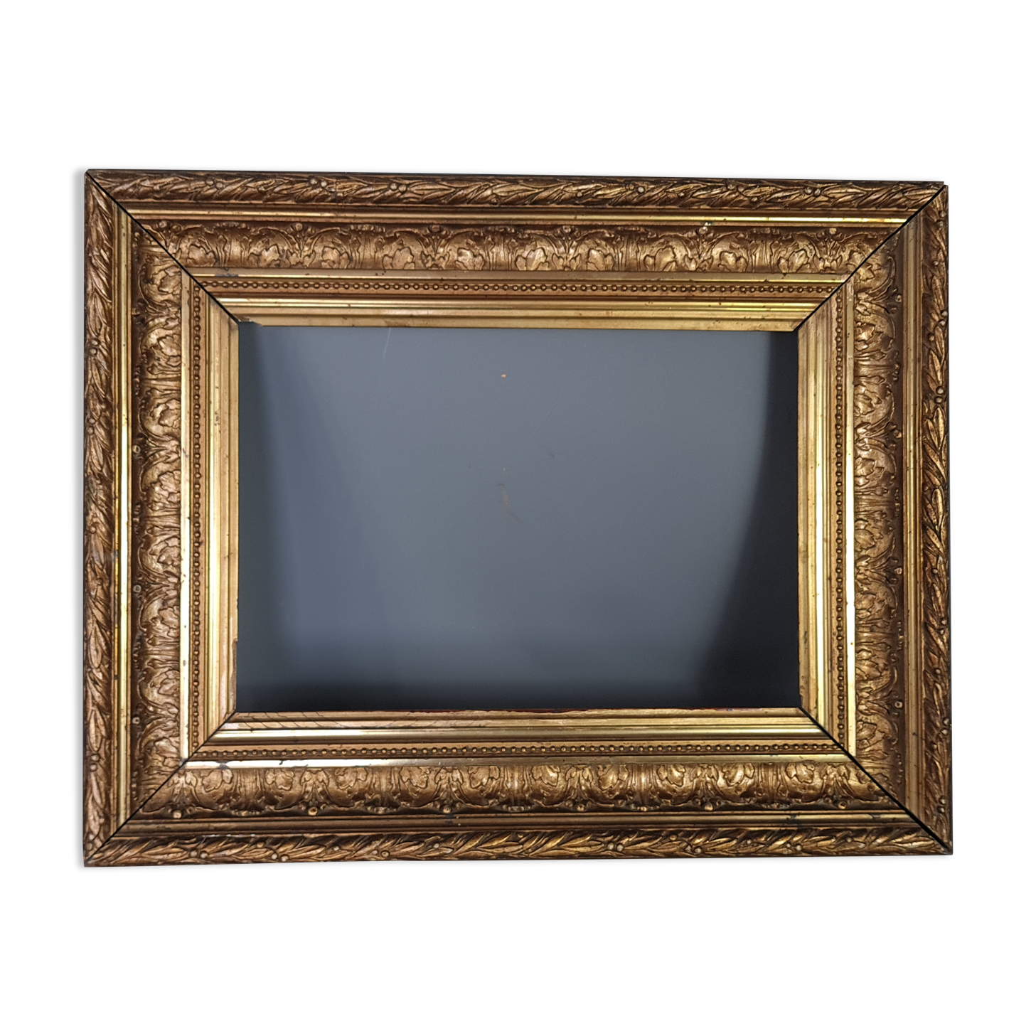 Nineteenth century frame gilded stucco wood 51.5x40 foliage 36.7x25.5 cm SB