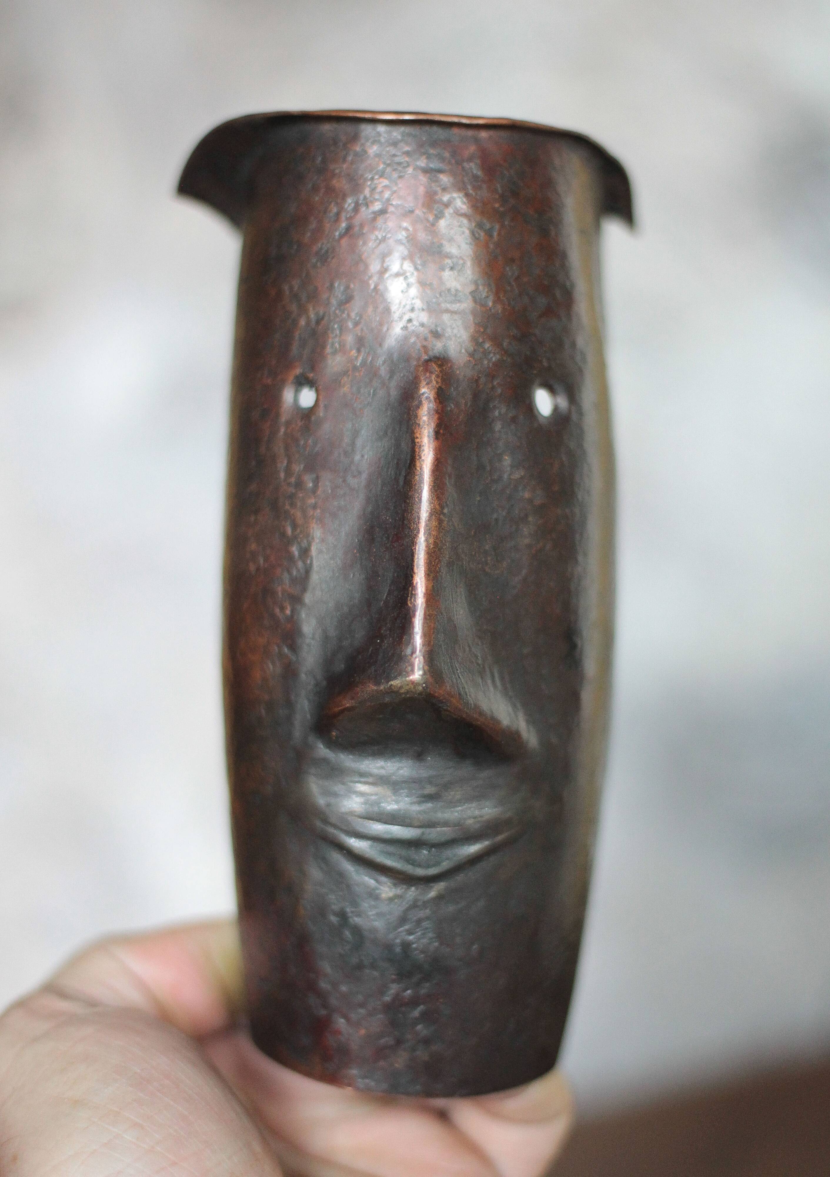 Copper sculpture signed Beaucousin Gérard, face-shaped sculpture, collection.