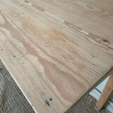 Drawing table