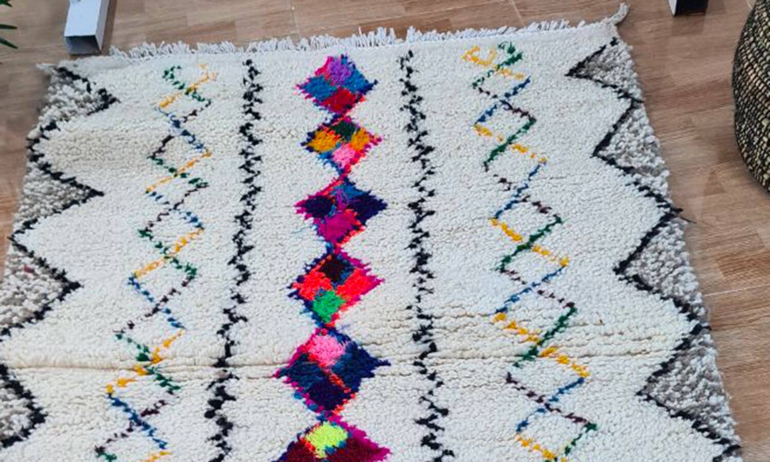 Handmade wool Berber rug 150 X 100 CM