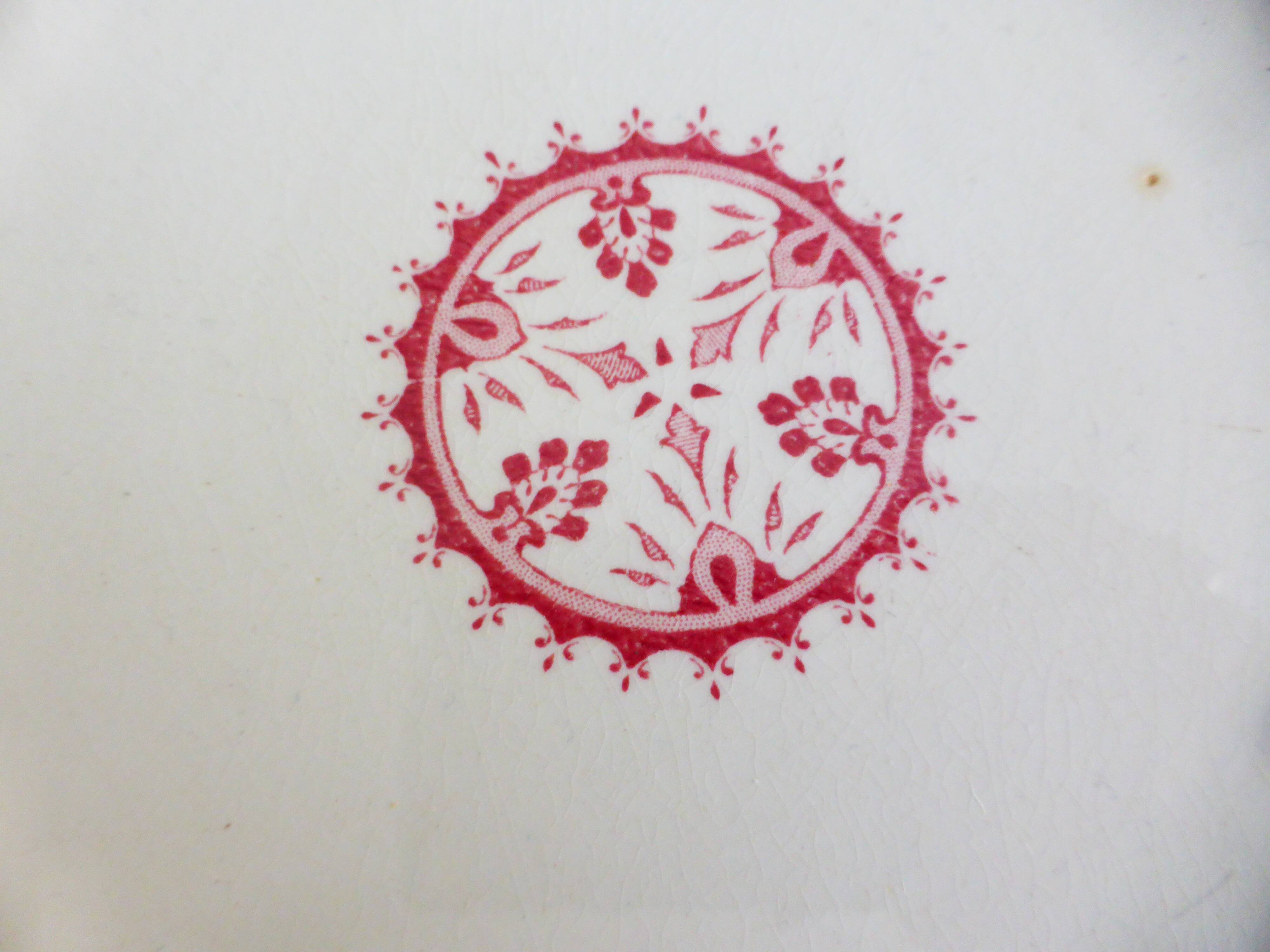 Assiette plate de Digoin Sarreguemines modèle Alger