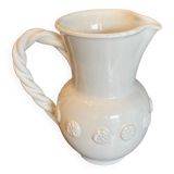 Malicorne jug vase
