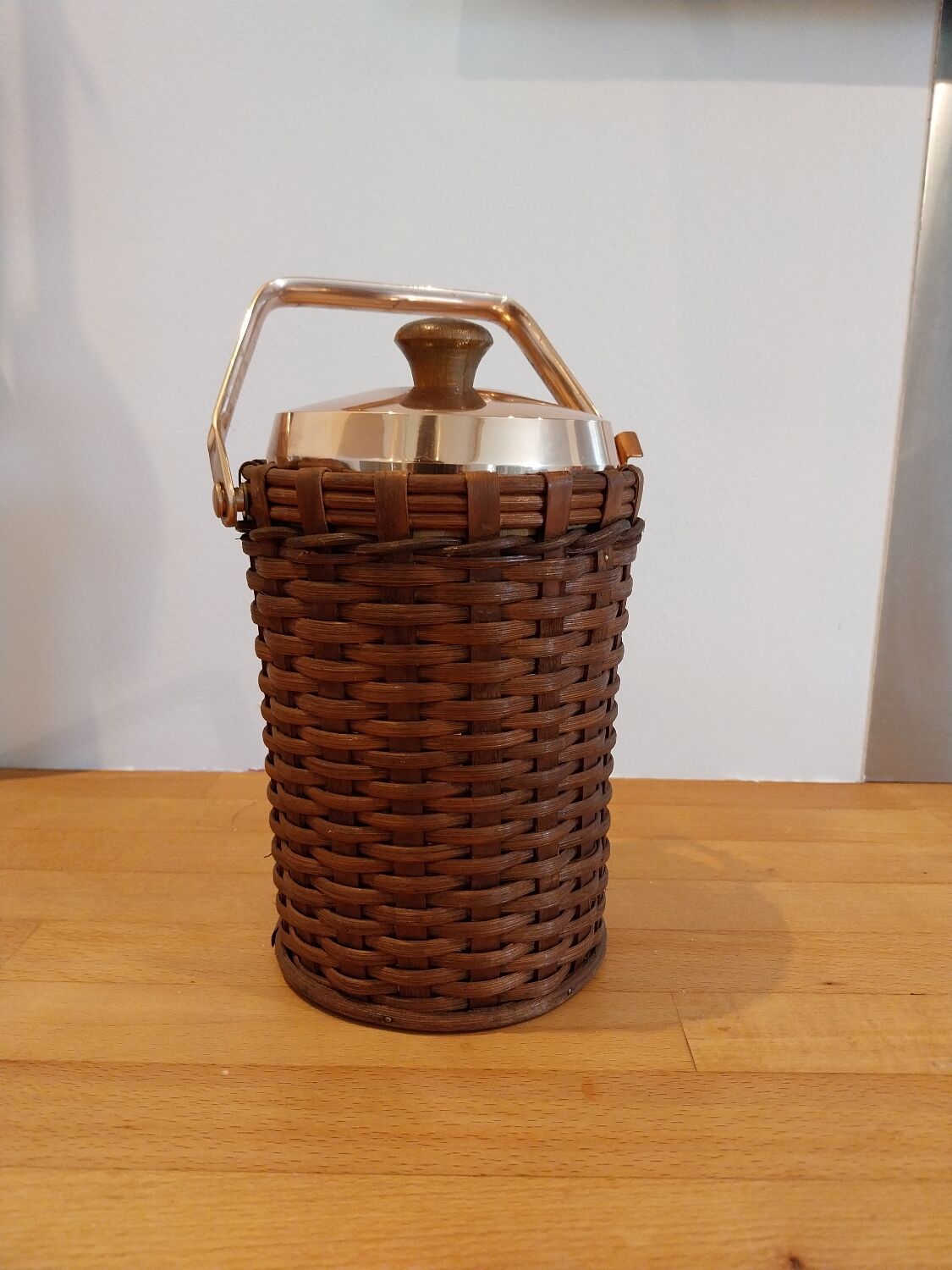 Copper wicker ice cube