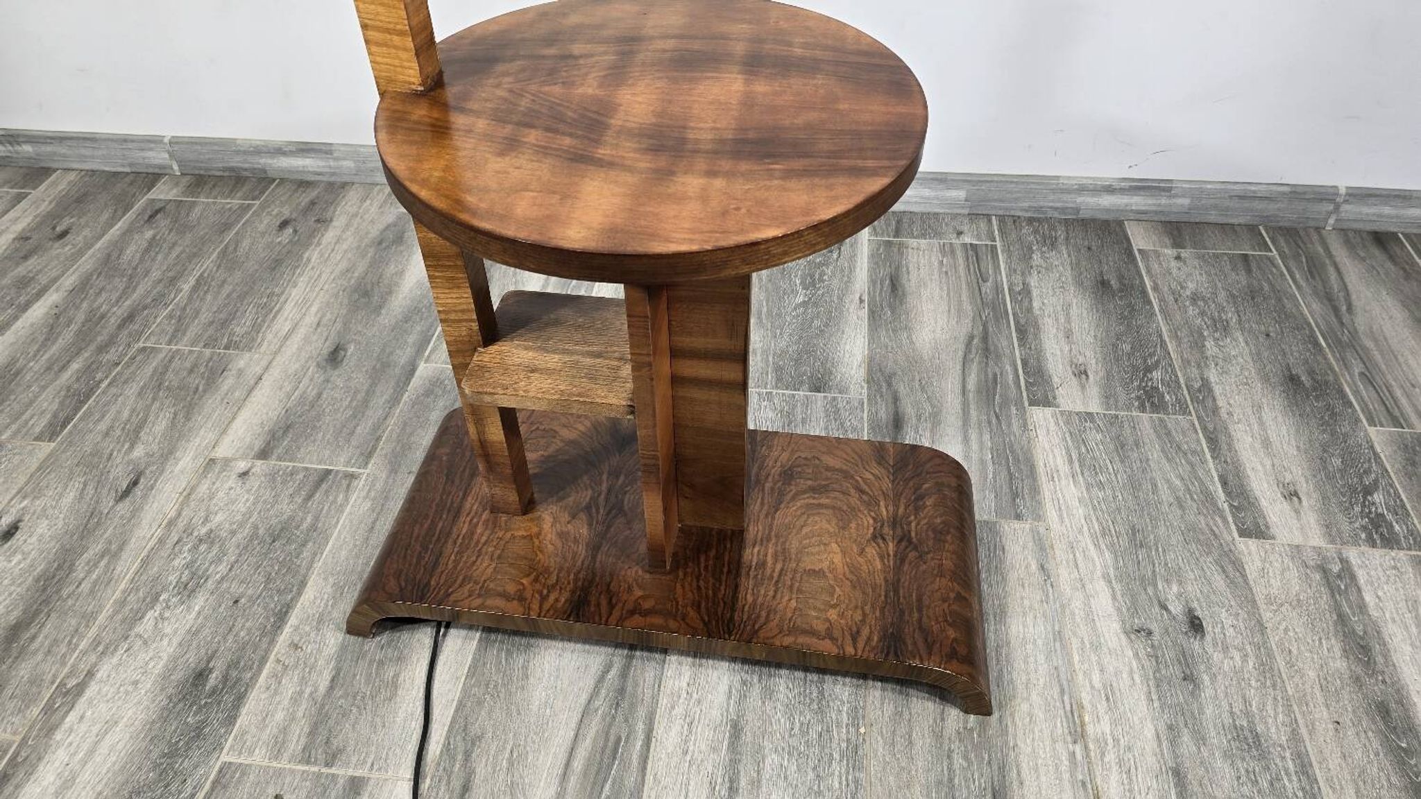 Art Deco Floor Lamp in Wood