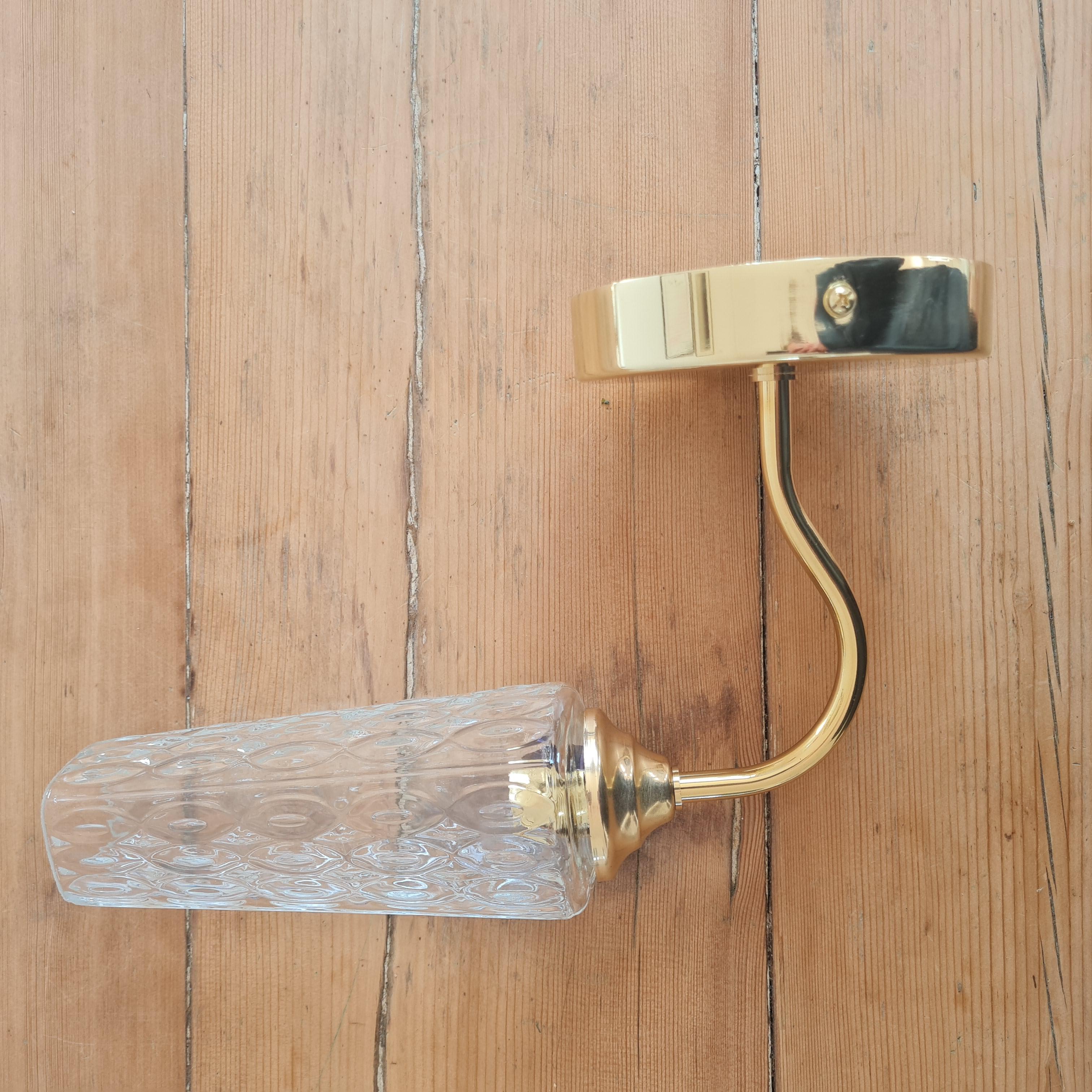 Vintage globe wall light in chiseled glass