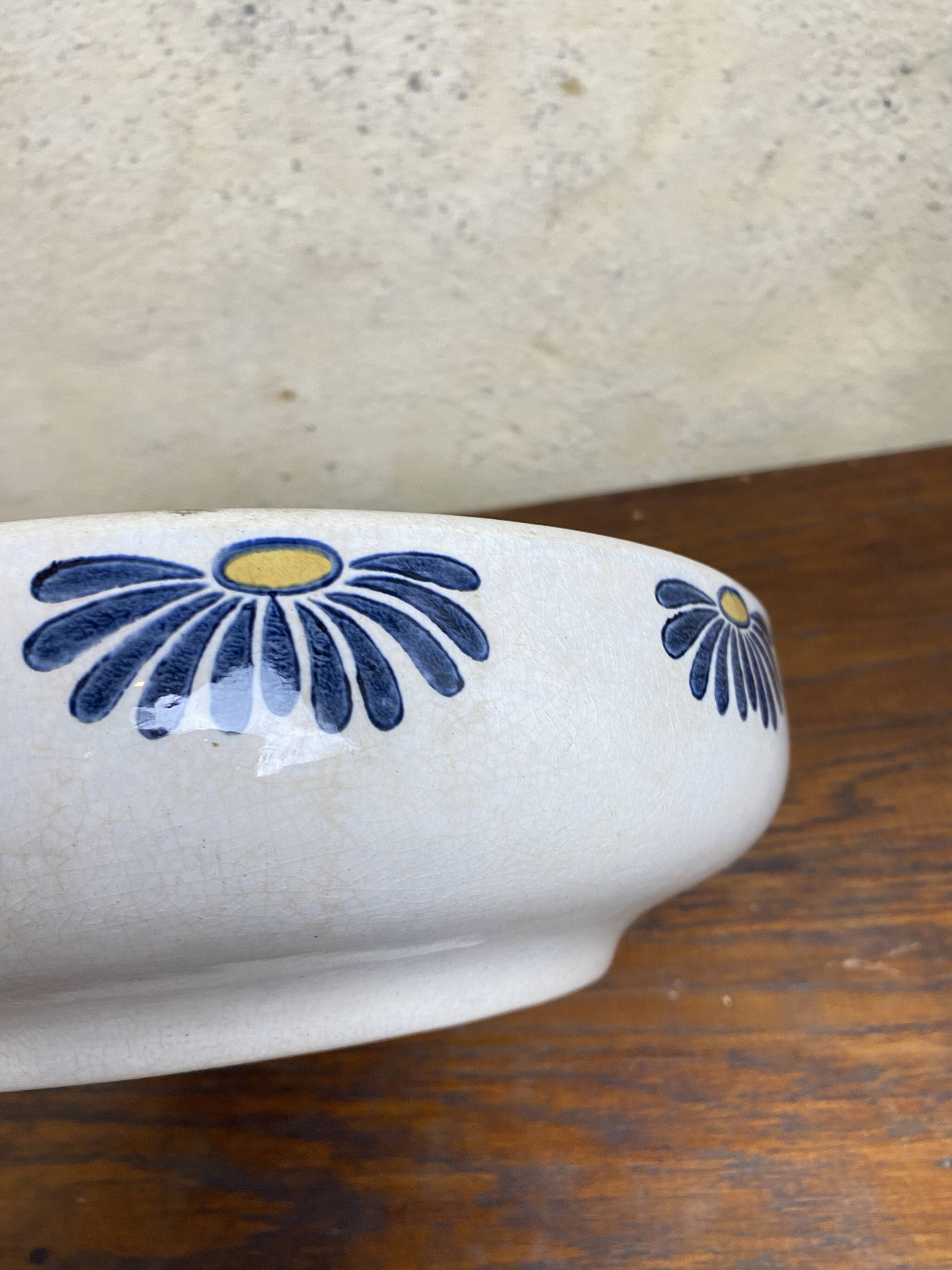 Art Deco salad bowl in Somain earthenware