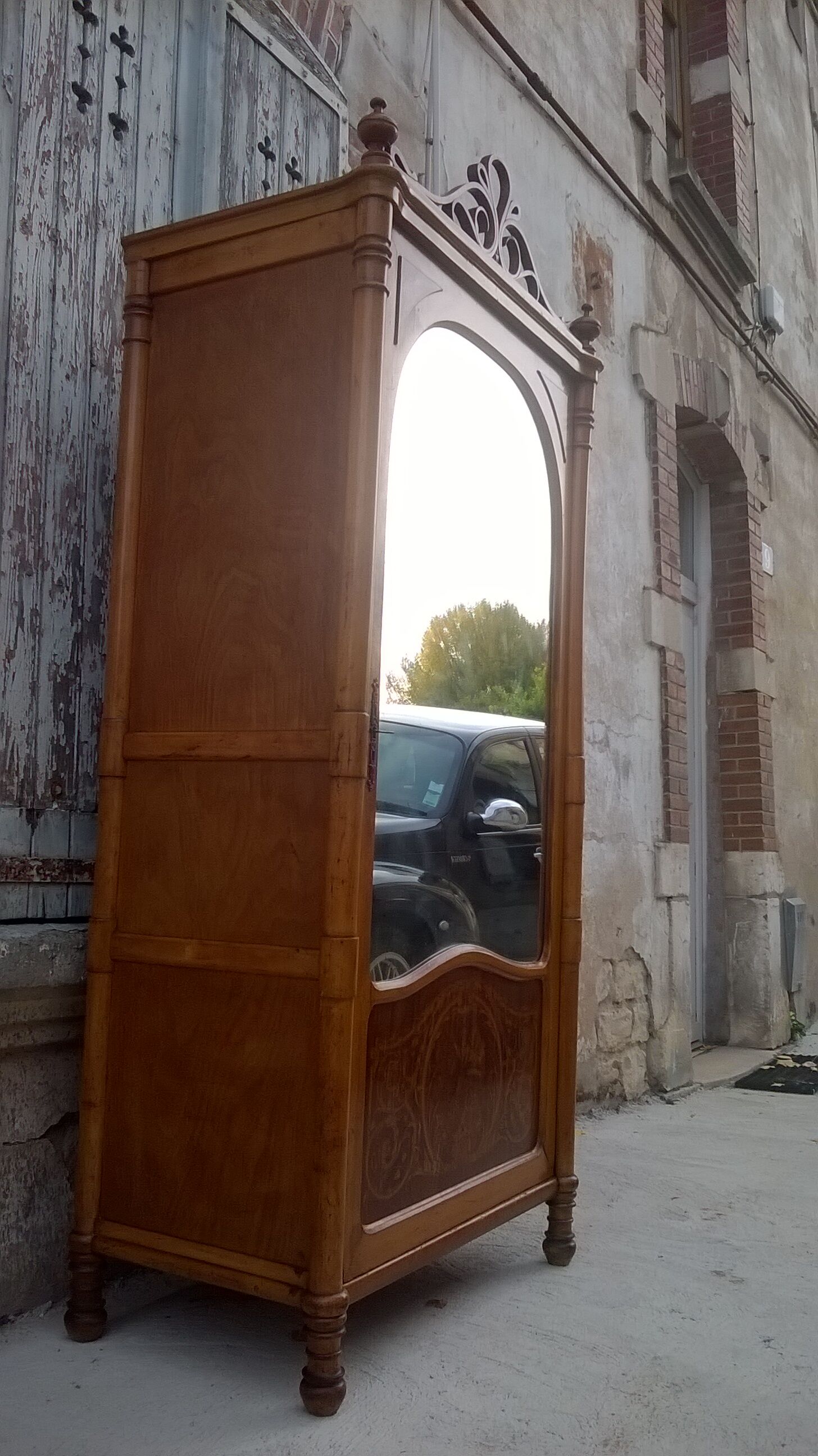 Wardrobe style napoleon III 1900