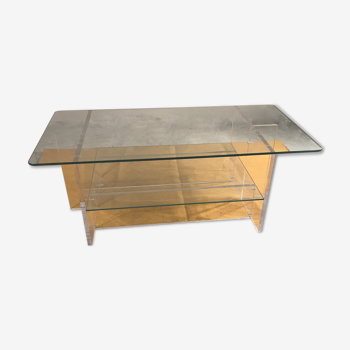 Plexiglas coffee table and glass