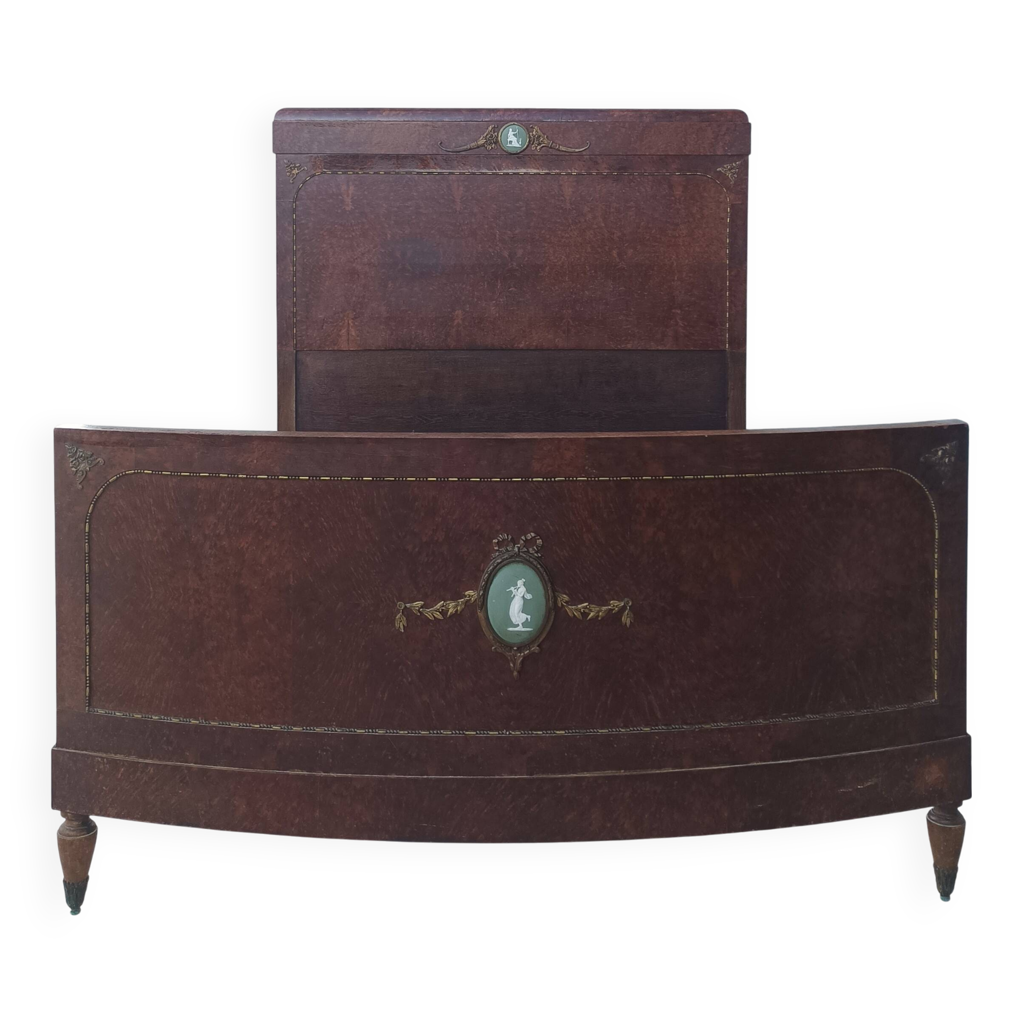 Louis XVI bed in thuja burl