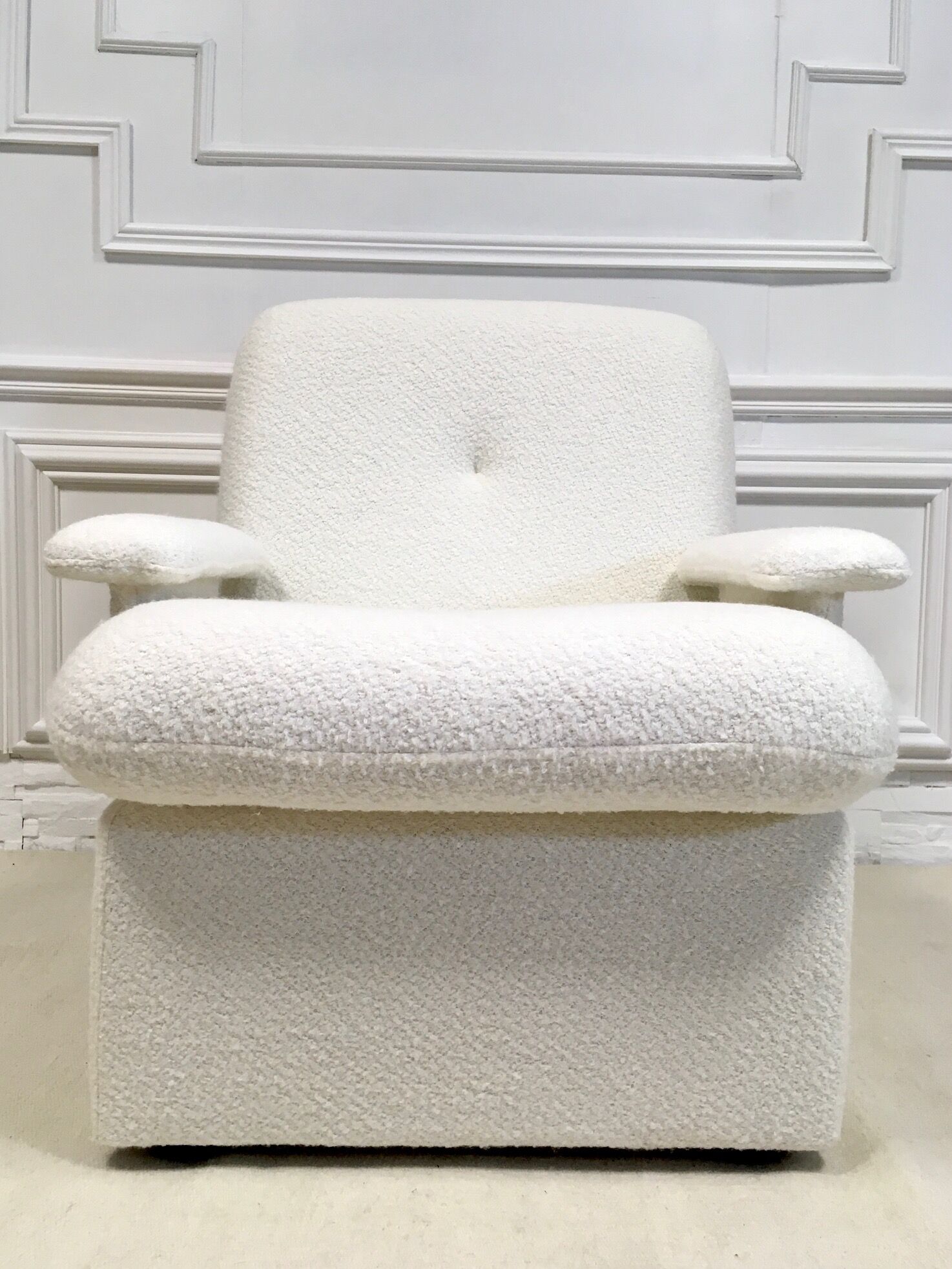 Fauteuil vintage en laine bouclée