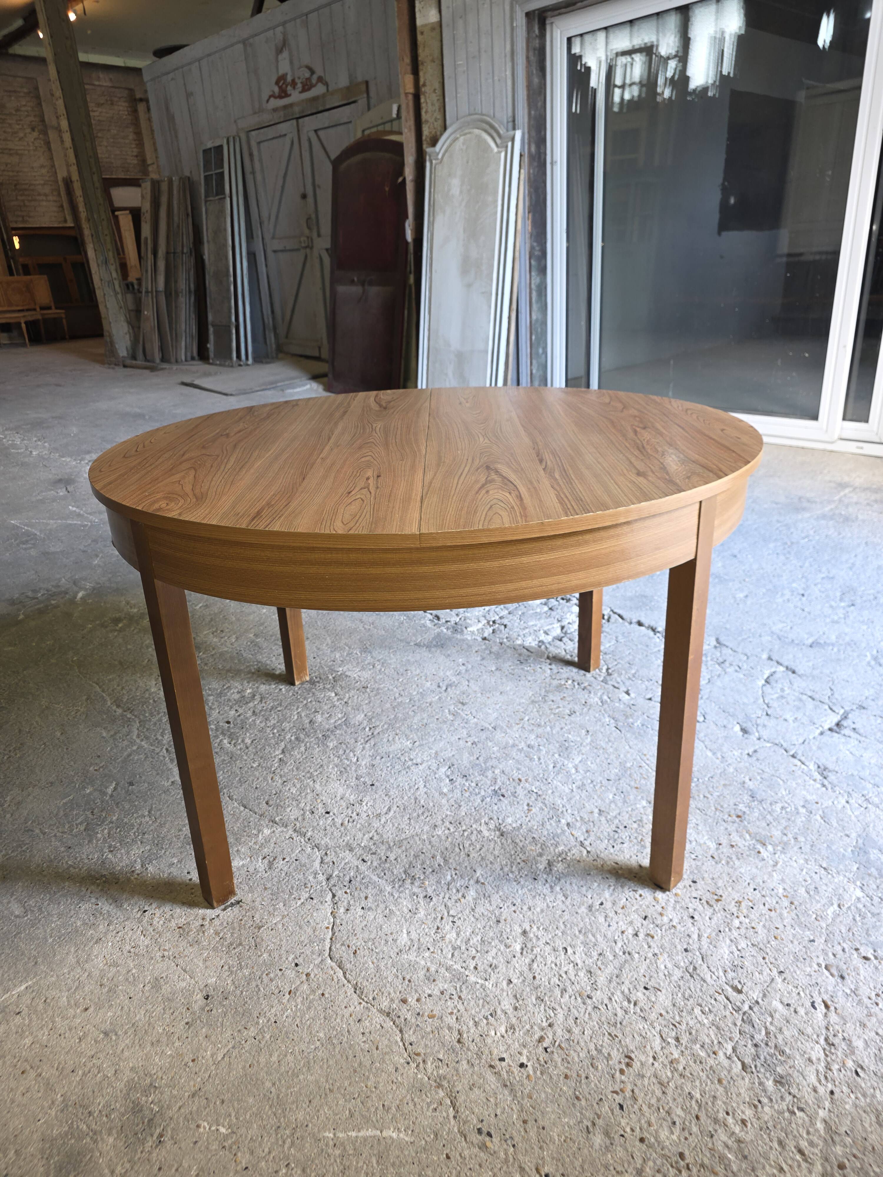 Table scandinave extensible en chêne des années 60