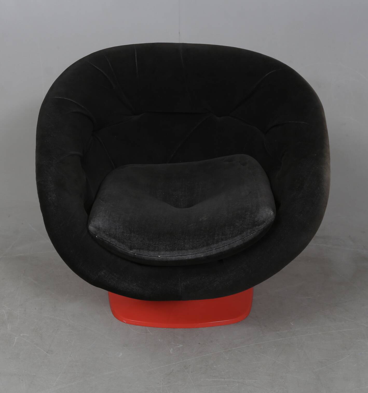 Armchair by Raphael Raffel
