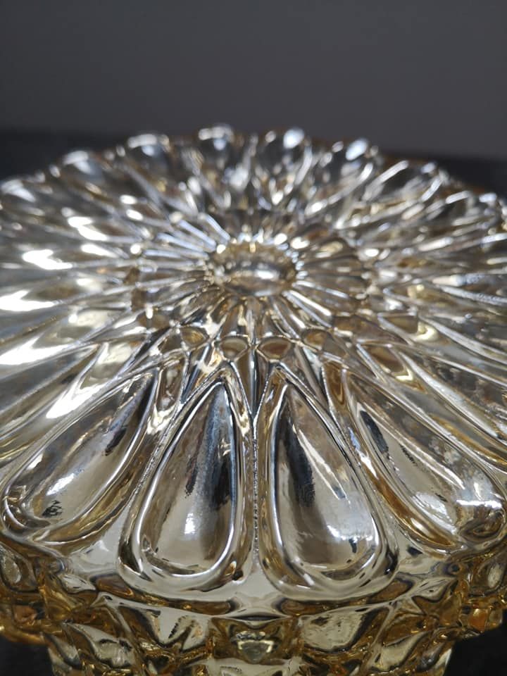 Old ceiling lamp vintage wall lamp in white glass amber patterns 1960 ø 16.5 cm tbe vintage