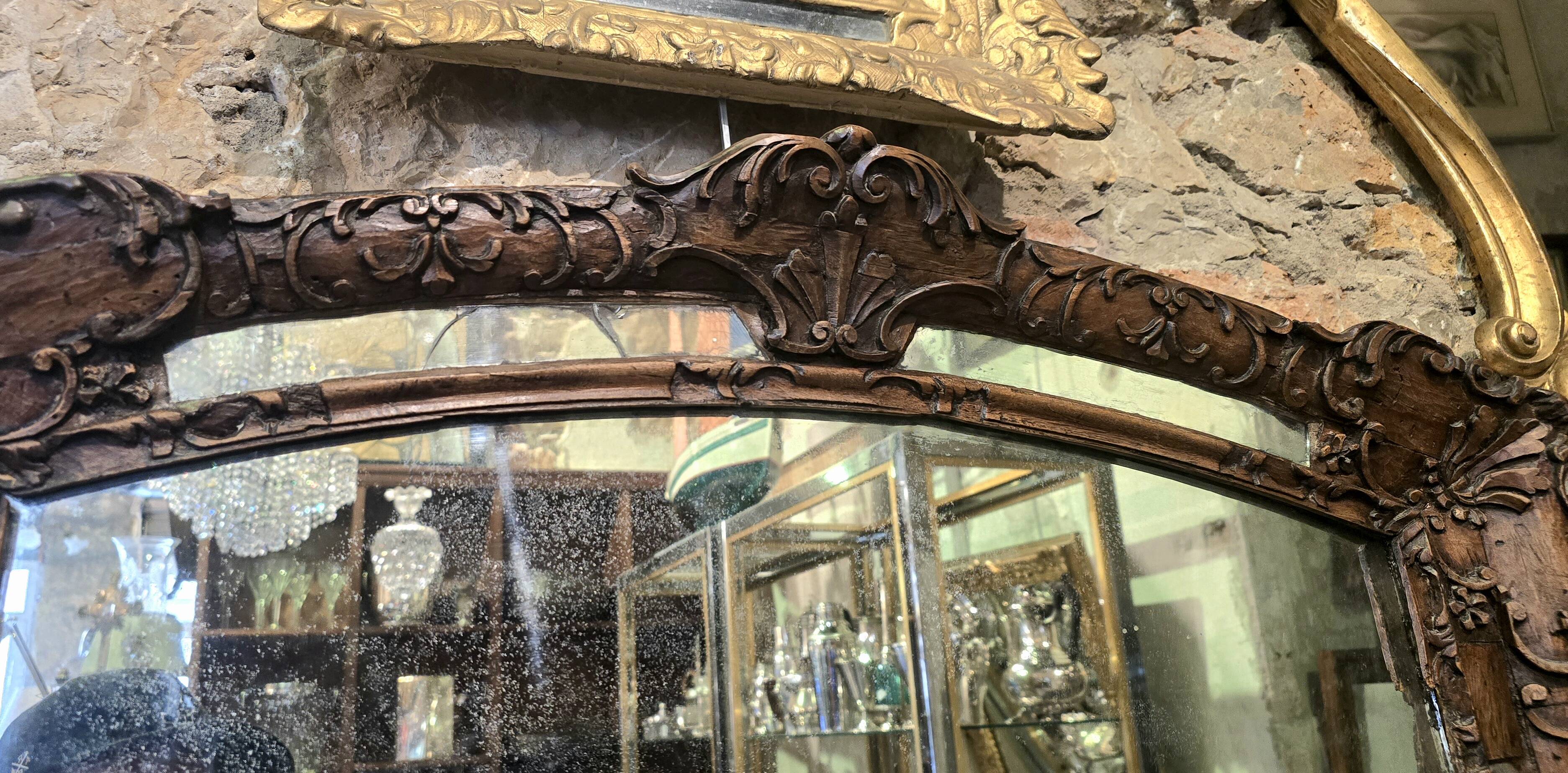 18th-century period mirror in carved wood, Louis XV style