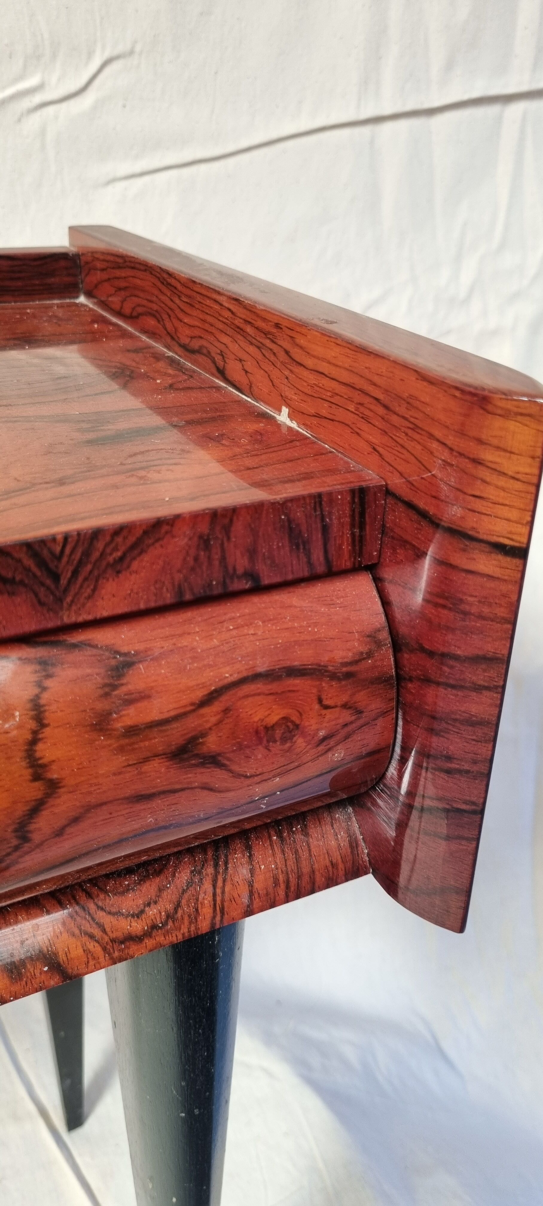 1-drawer bedside table