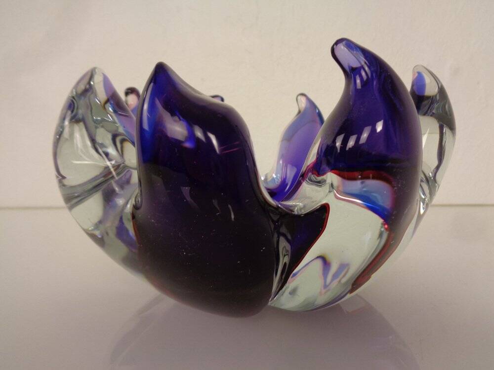 Large Italian bowl in purple Murano glass, 1960s
