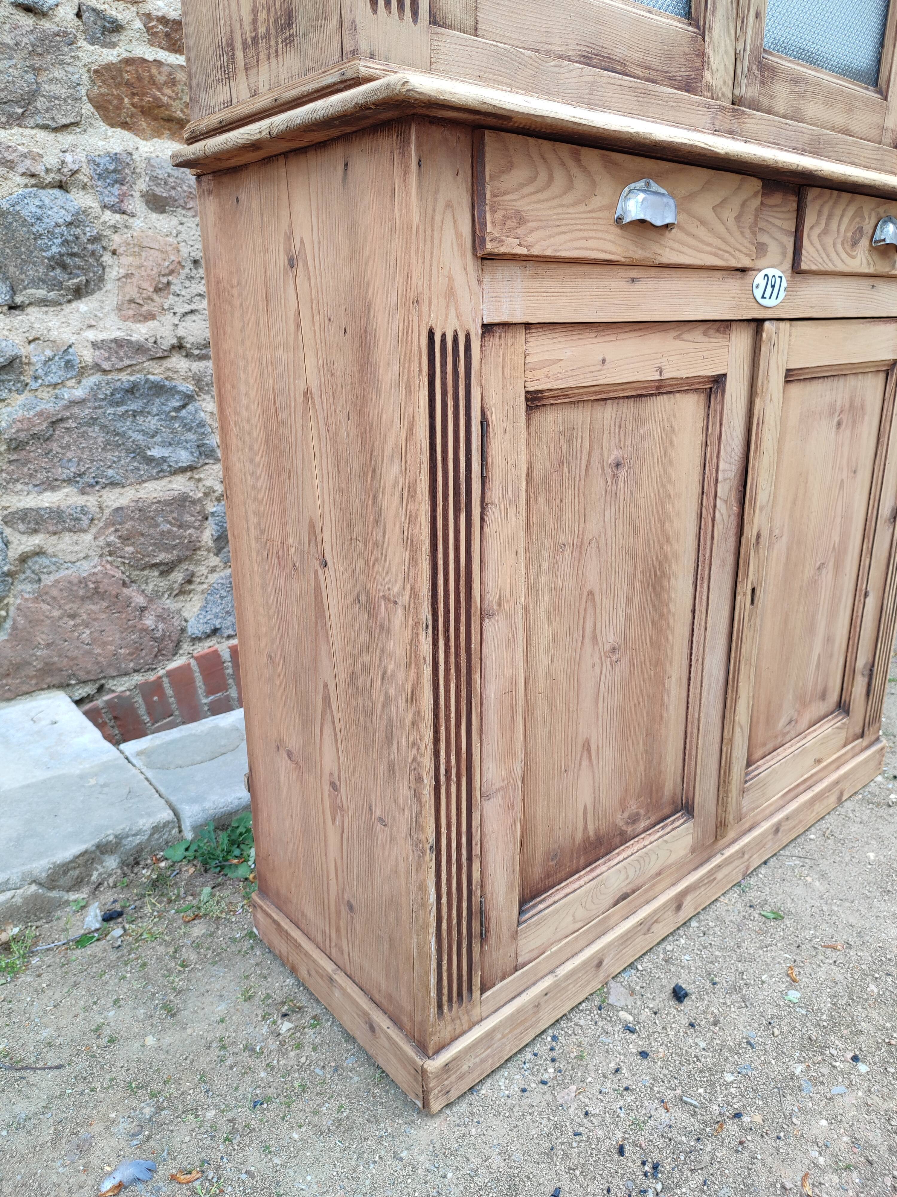 Vaisselier deux corps esprit meuble de métier
