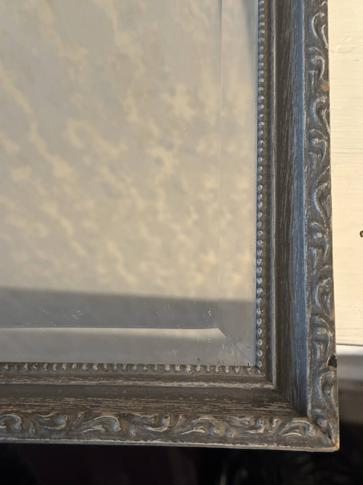 Antique bevelled mirror – Moulded wooden frame in anthracite 30/25 cm