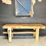 Old establishment in raw solid oak