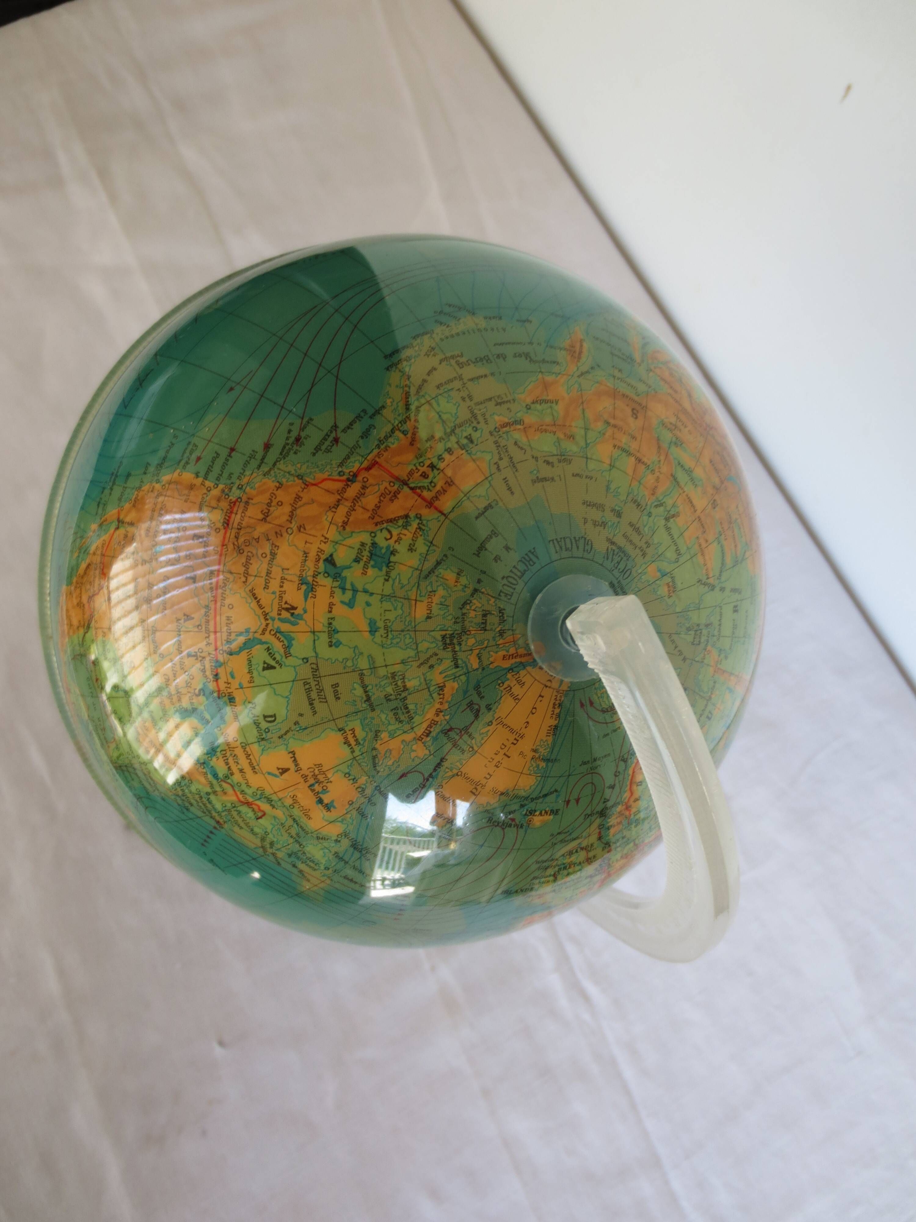 globe earth / black plastic base