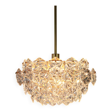 Golden brass and crystal glass chandelier by Kinkeldey, Germany, 1970s.