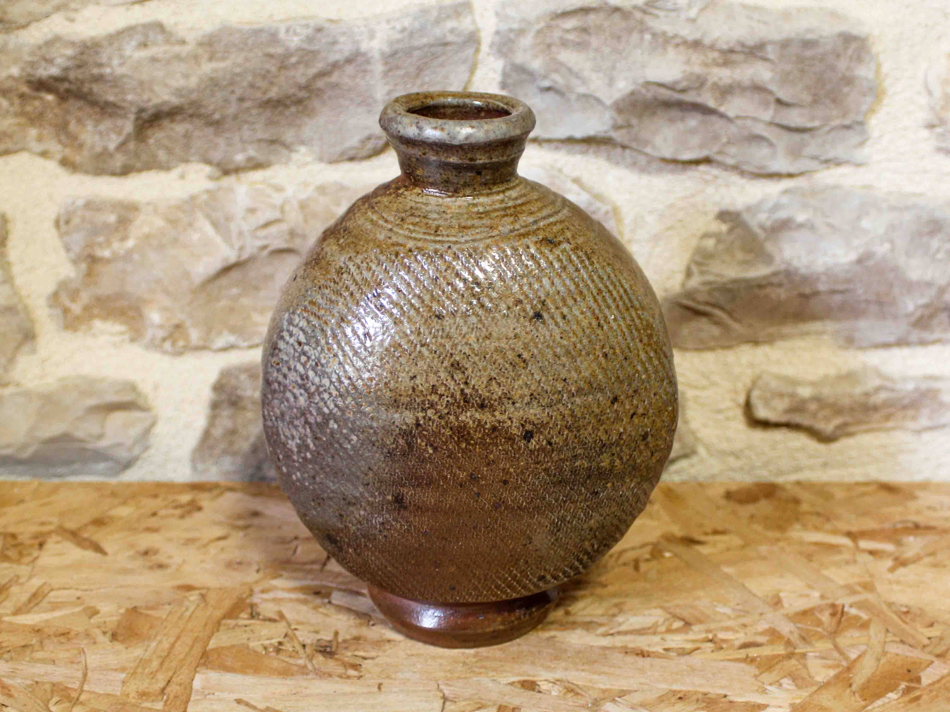 Flat stoneware vase, La Borne type