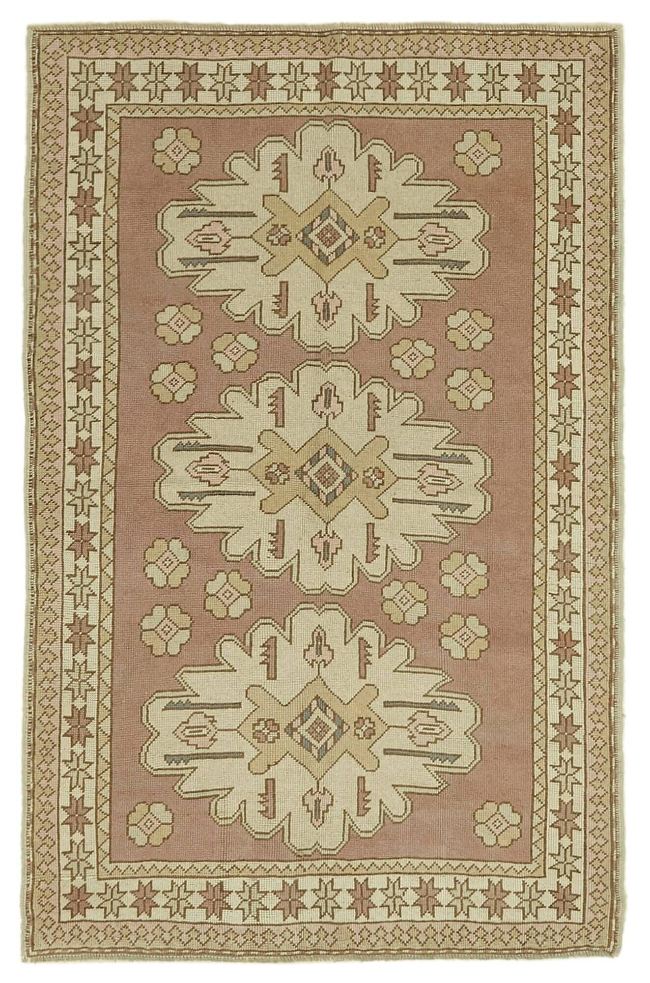 Turkish Vintage Anatolian Rug 125 cm x 197 cm
