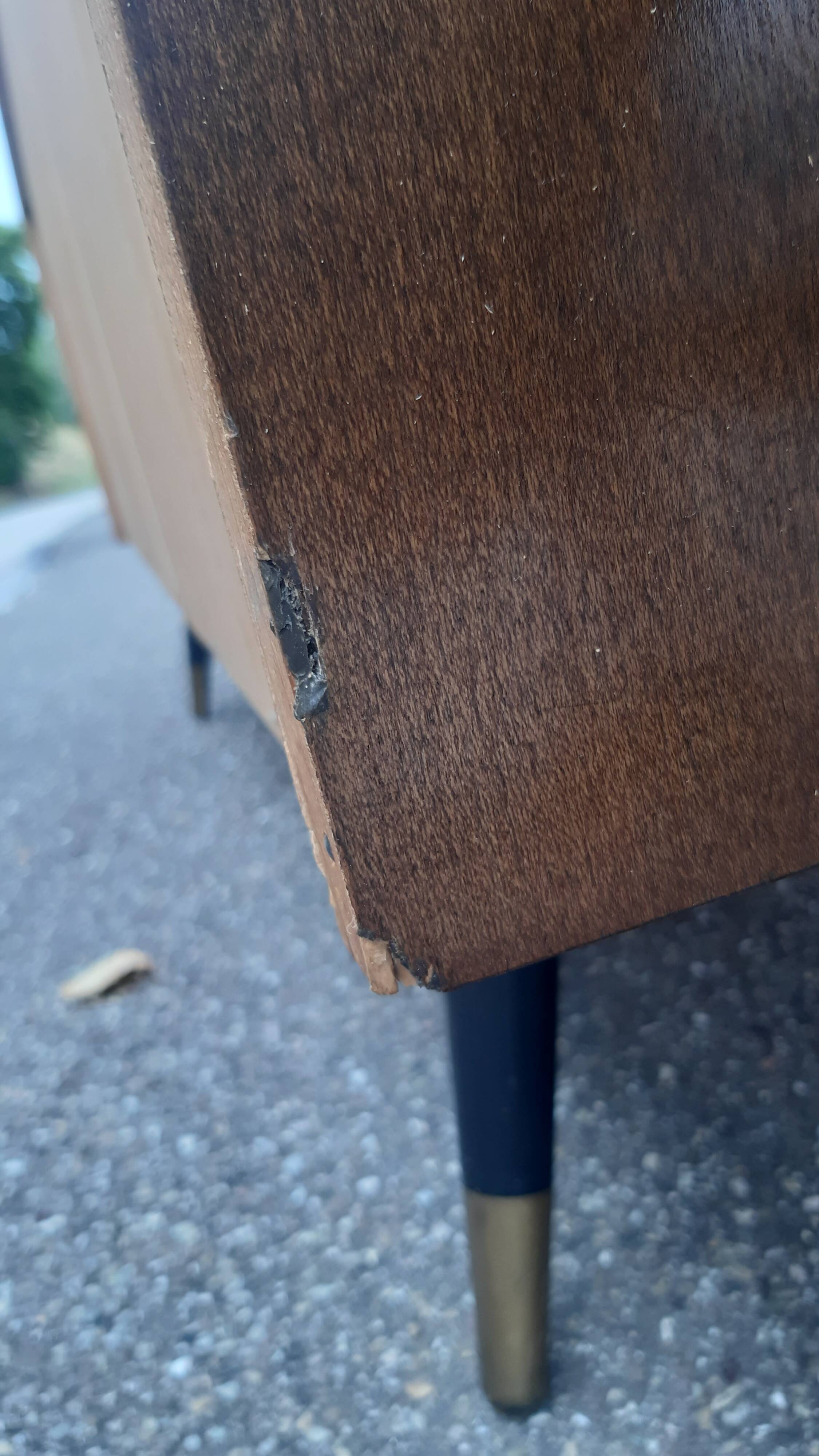Vintage bass enfilade