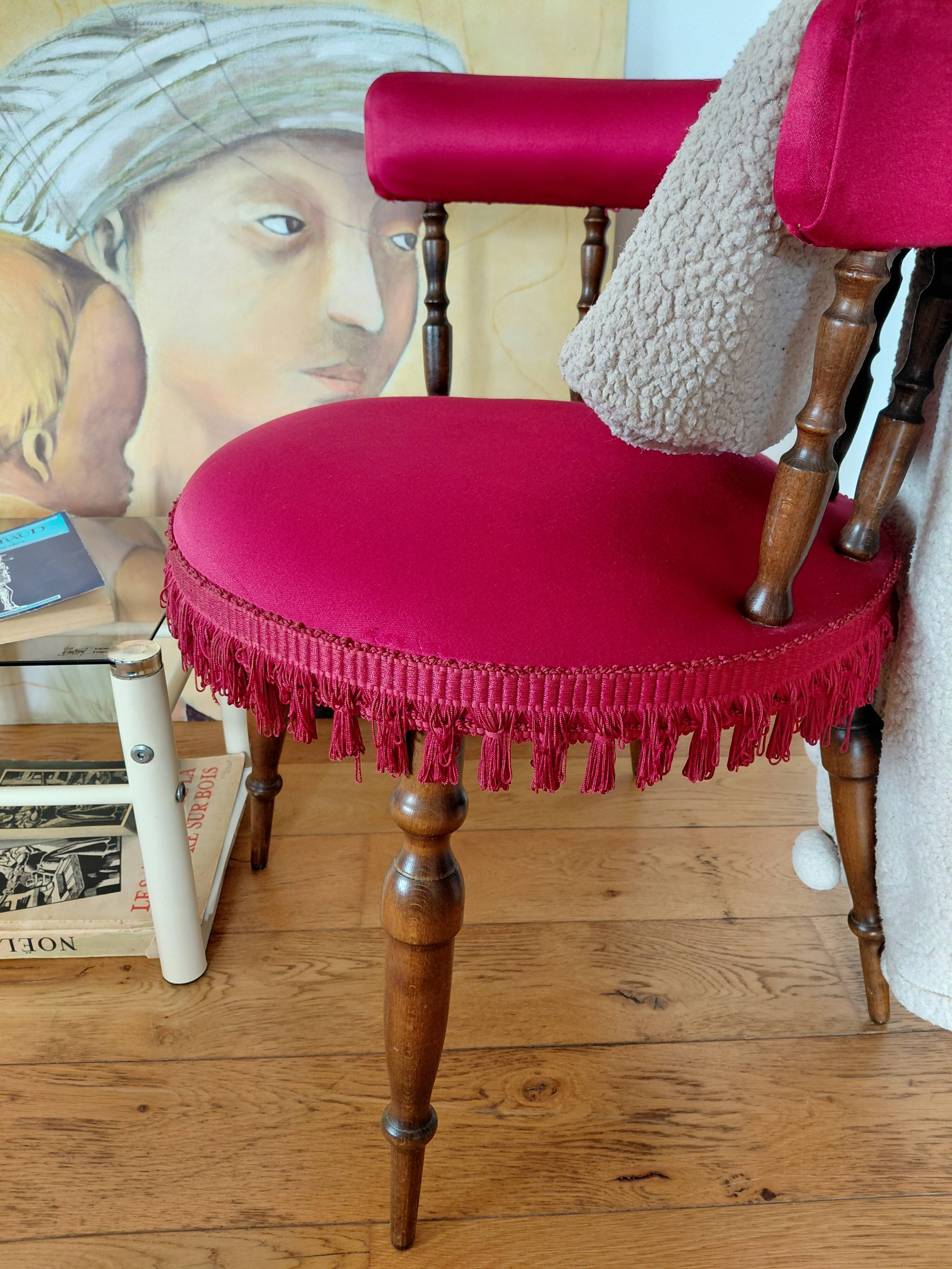 Napoleon III office chair in fuchsia velvet