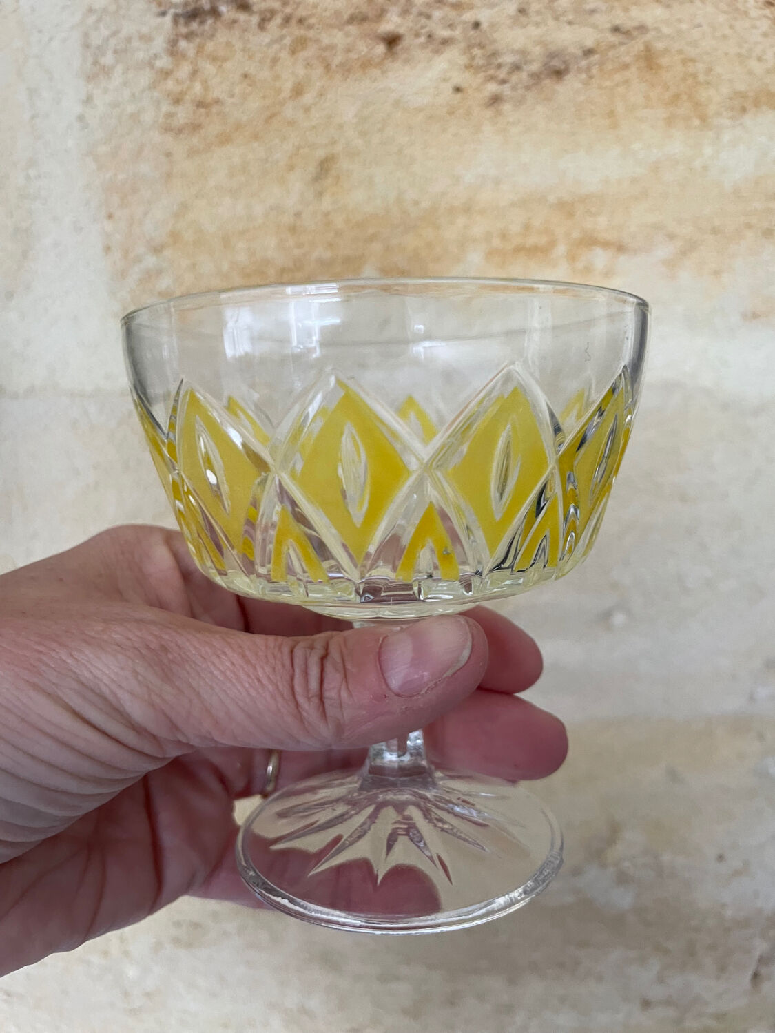 6 Harlequin champagne coupes VMC Reims