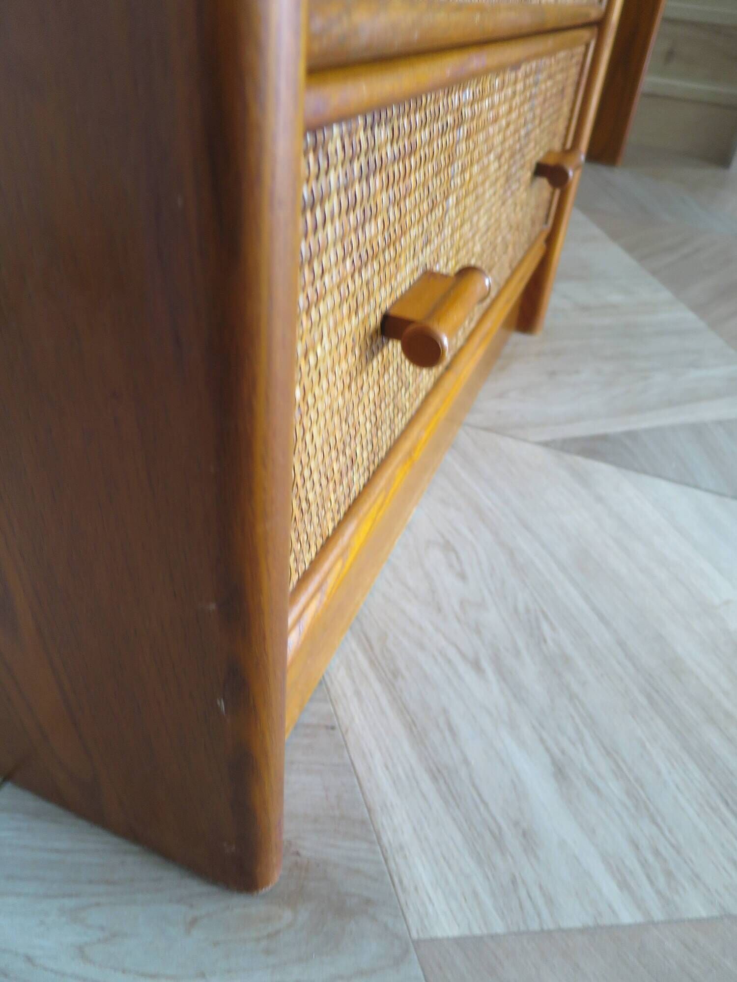 Vintage cane rattan desk with a large top and 5 drawers - 1960s/70s.
