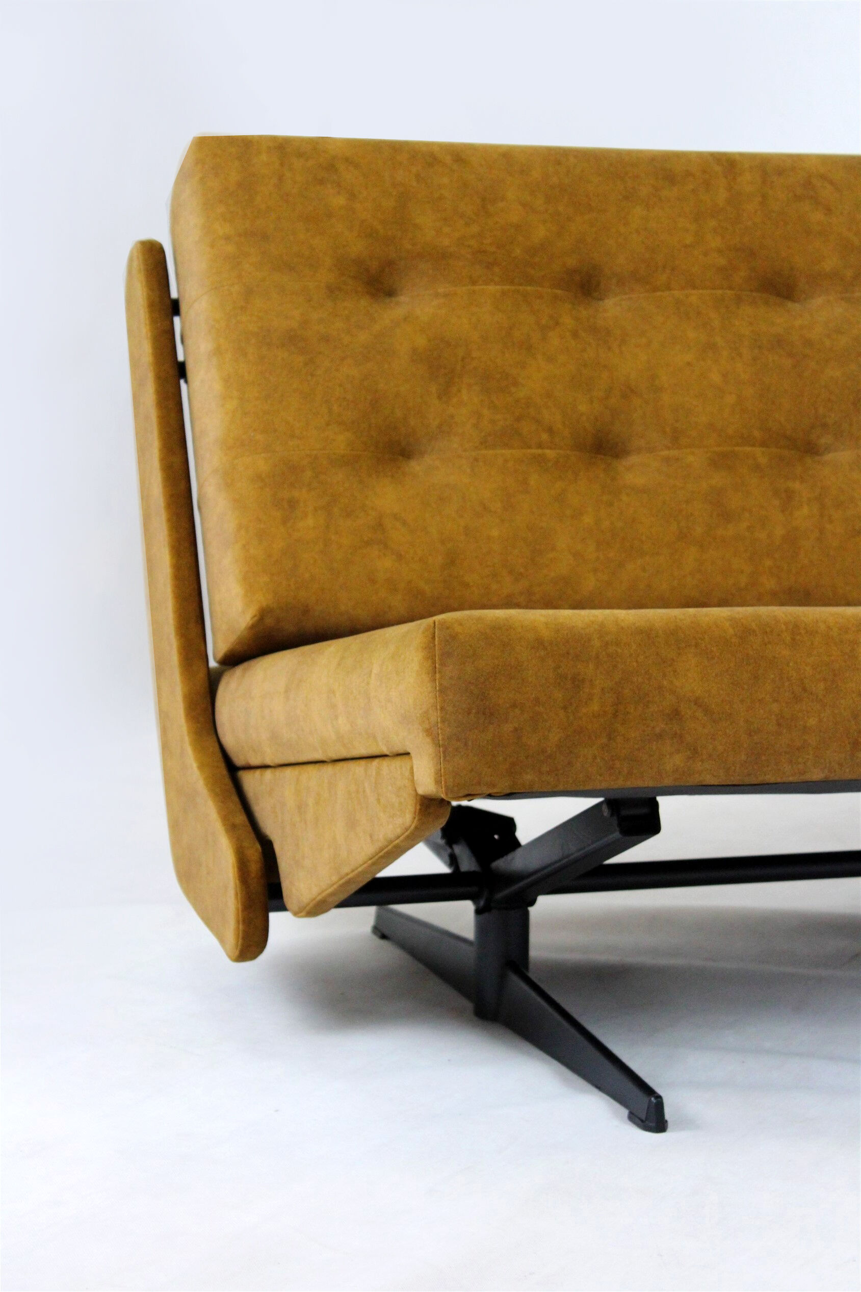 Restored Space Age Convertible Sofa, 1970s