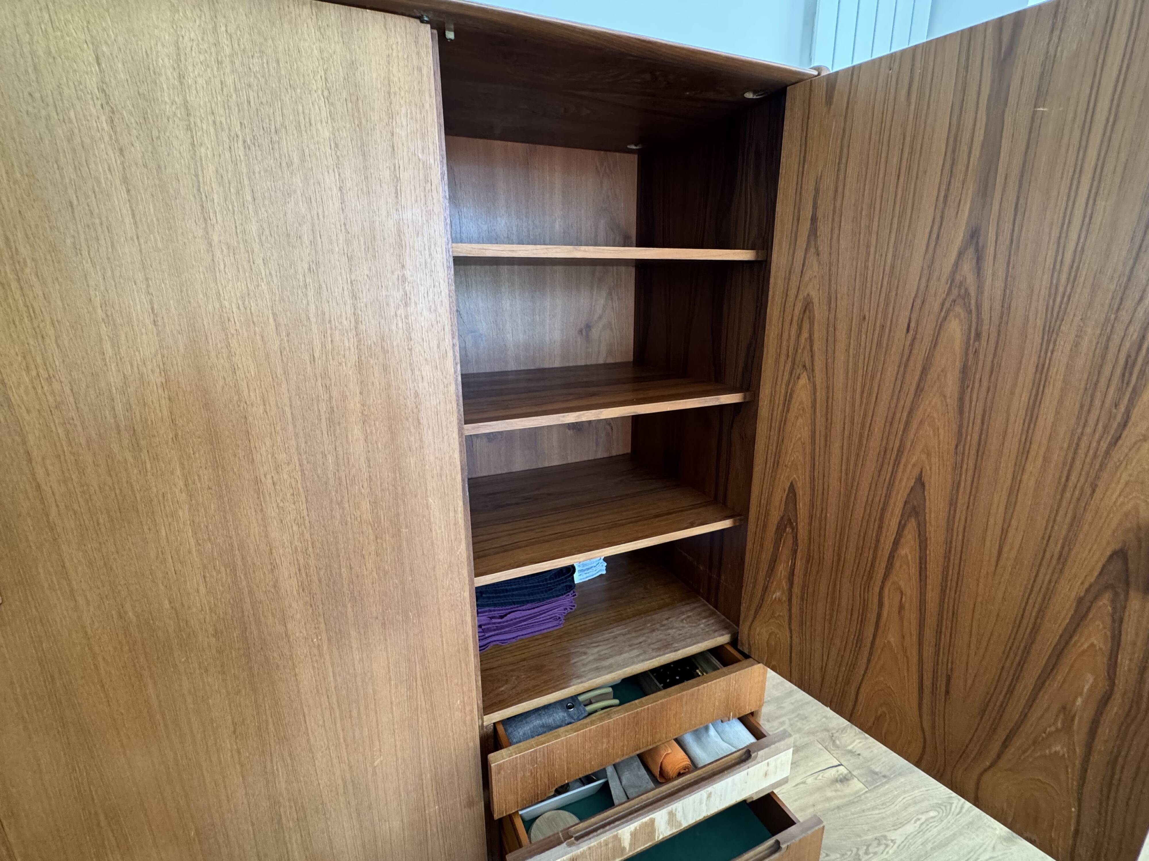 Simat wardrobe 3 doors 3 drawers