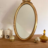 Miroir ovale sur pied du XIXe siècle
