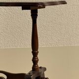 Porte-revue en bois tourné brun