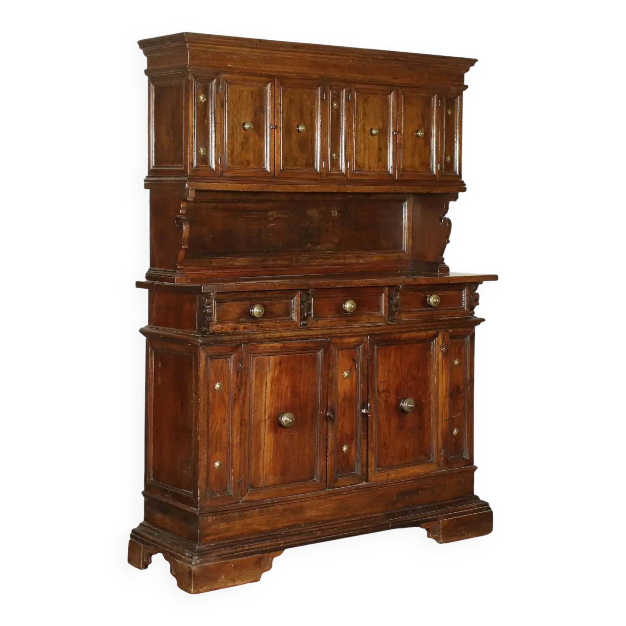 Baroque buffet in walnut and poplar, Italy, 18th century.