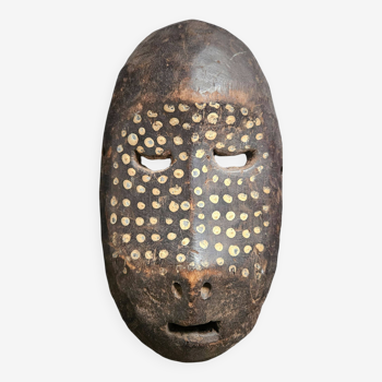 Masque initiatique ndaaka ou bali | bois sculpté peint | h : 25 cm |  république démocratique du con