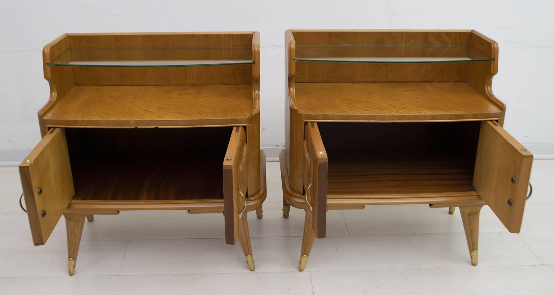 Pair of Mid-Century Modern Italian Ashwood Nightstands, 1950s